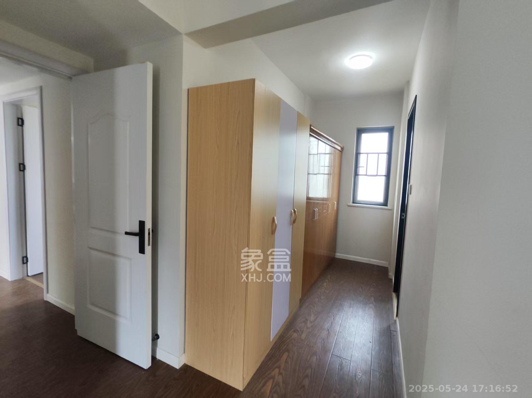 保利城（中航城国际社区、郡原美村）  4室2厅0卫   2600.00元/月室内图