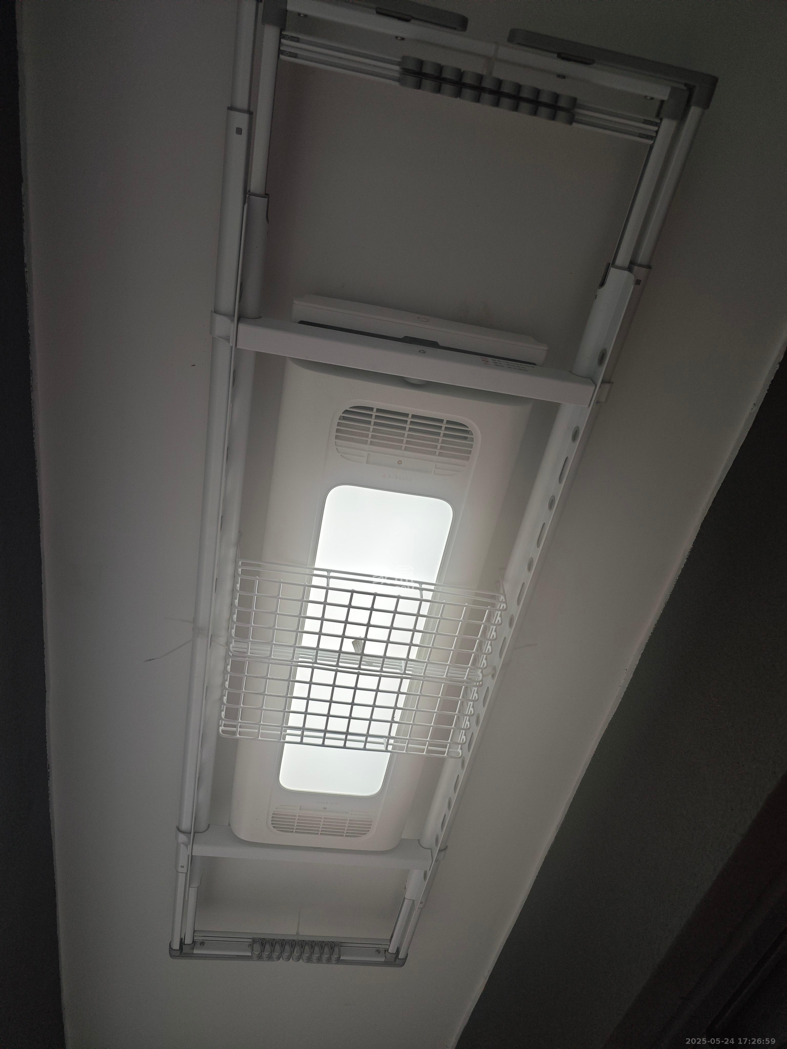 清控湖山雅居南区  4室2厅2卫   3500.00元/月室内图
