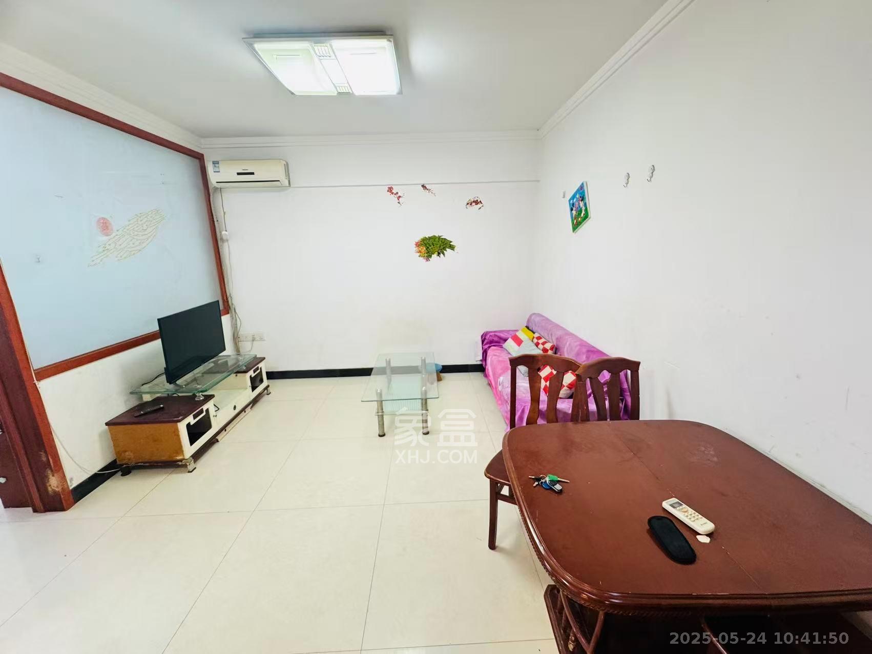 欧园  1室1厅1卫    1800.0元/月室内图