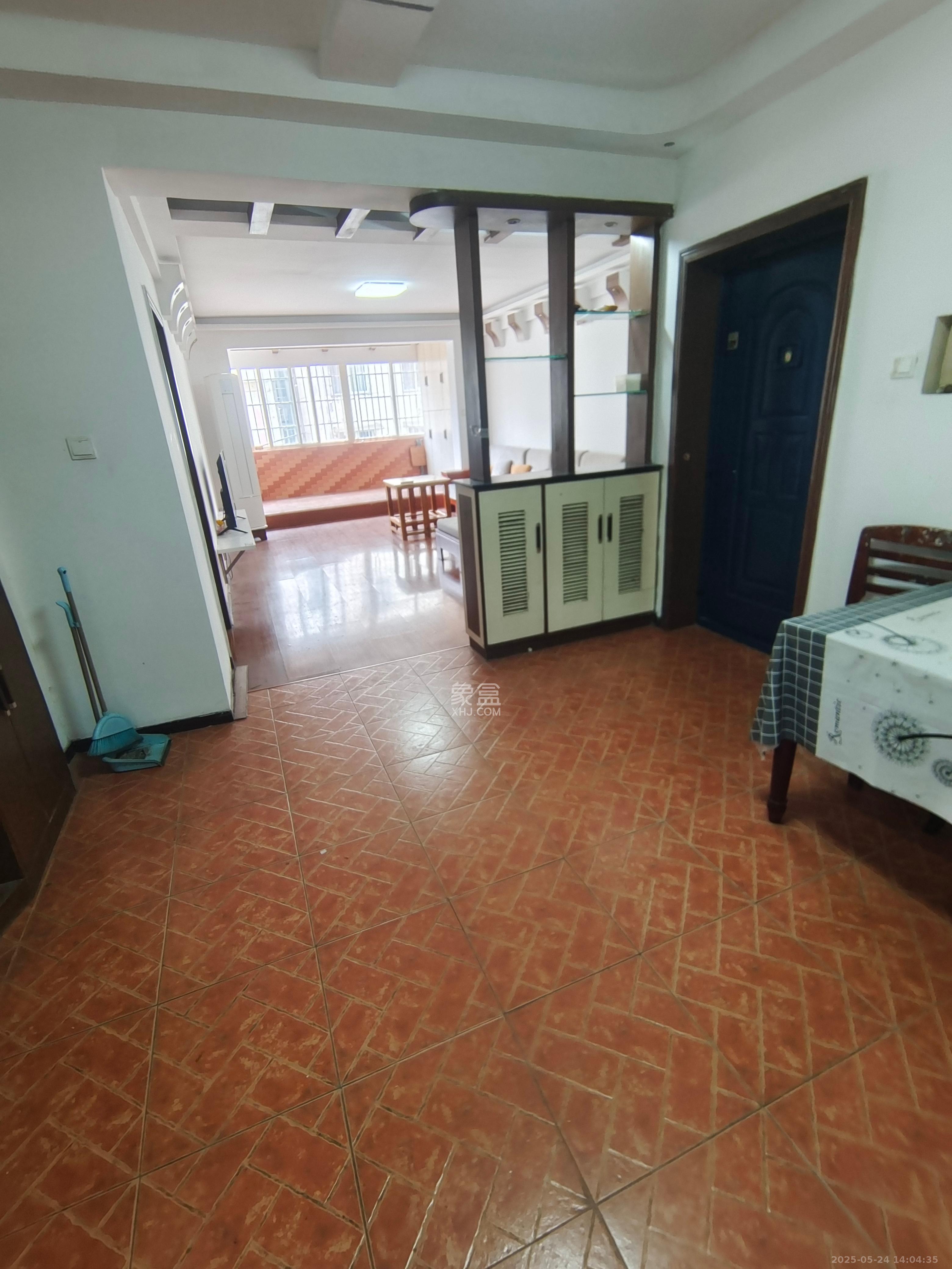 富绿新村  3室2厅2卫   1800.00元/月室内图