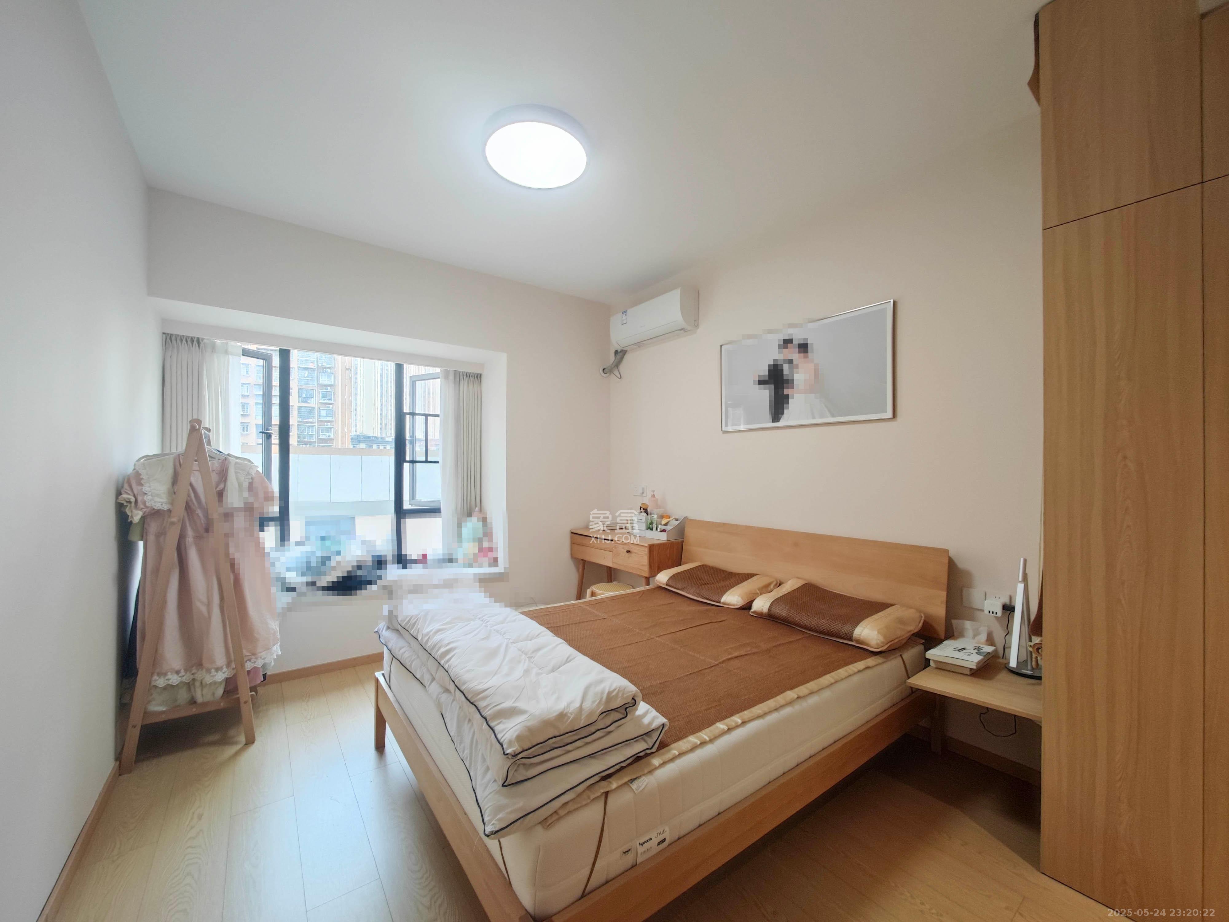 润和翰文府 3室2厅2卫 110.0万 润和翰文府 3室2厅2卫 110.0万卧室