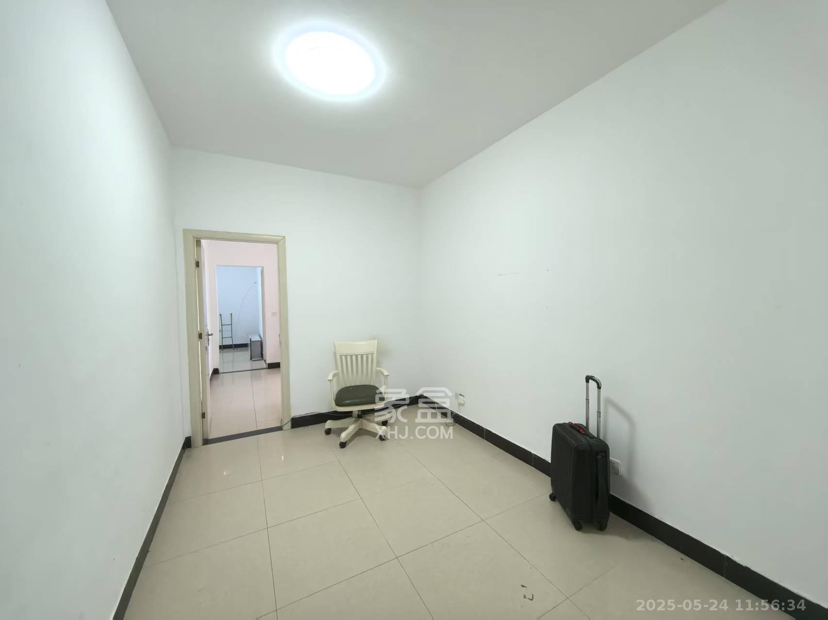 蓝光雍锦阁  5室2厅2卫   2600.00元/月室内图