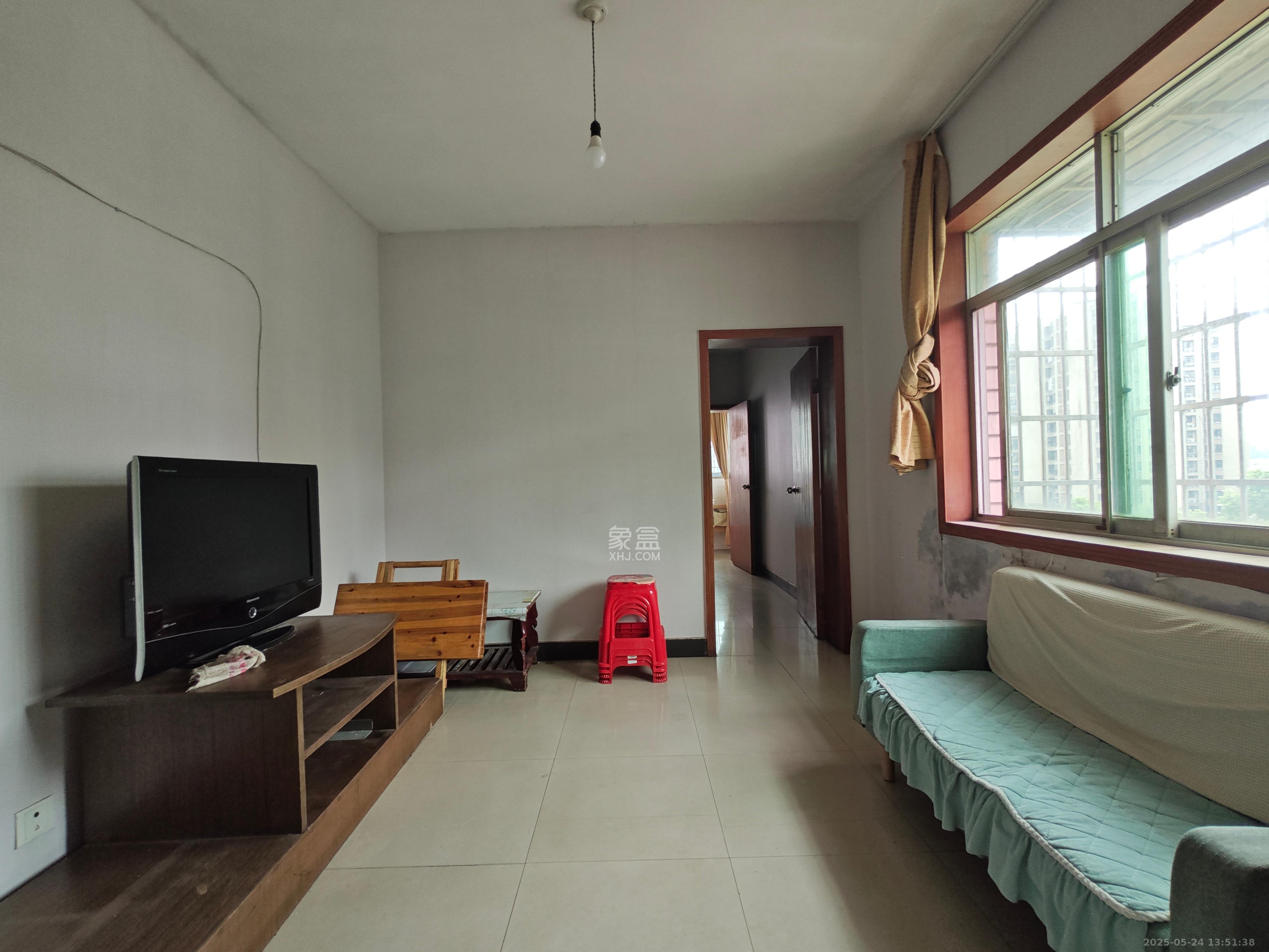 黄泥岭社区  1室0厅0卫    1200.0元/月 黄泥岭社区  1室0厅0卫    1200.0元/月