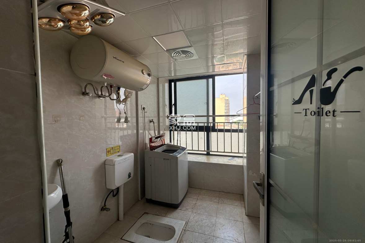 奥莱名邸 5室2厅2卫 2400.0元/月 奥莱名邸 5室2厅2卫 2400.0元/月室内图