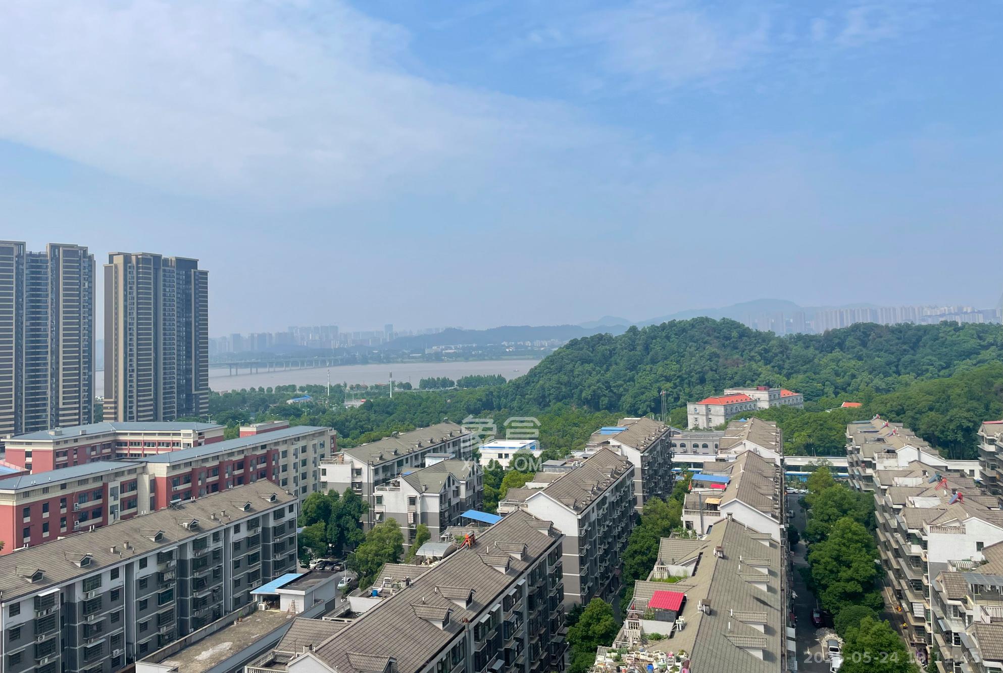 山语城一期 2室2厅1卫 55.0万 山语城一期 2室2厅1卫 55.0万其他