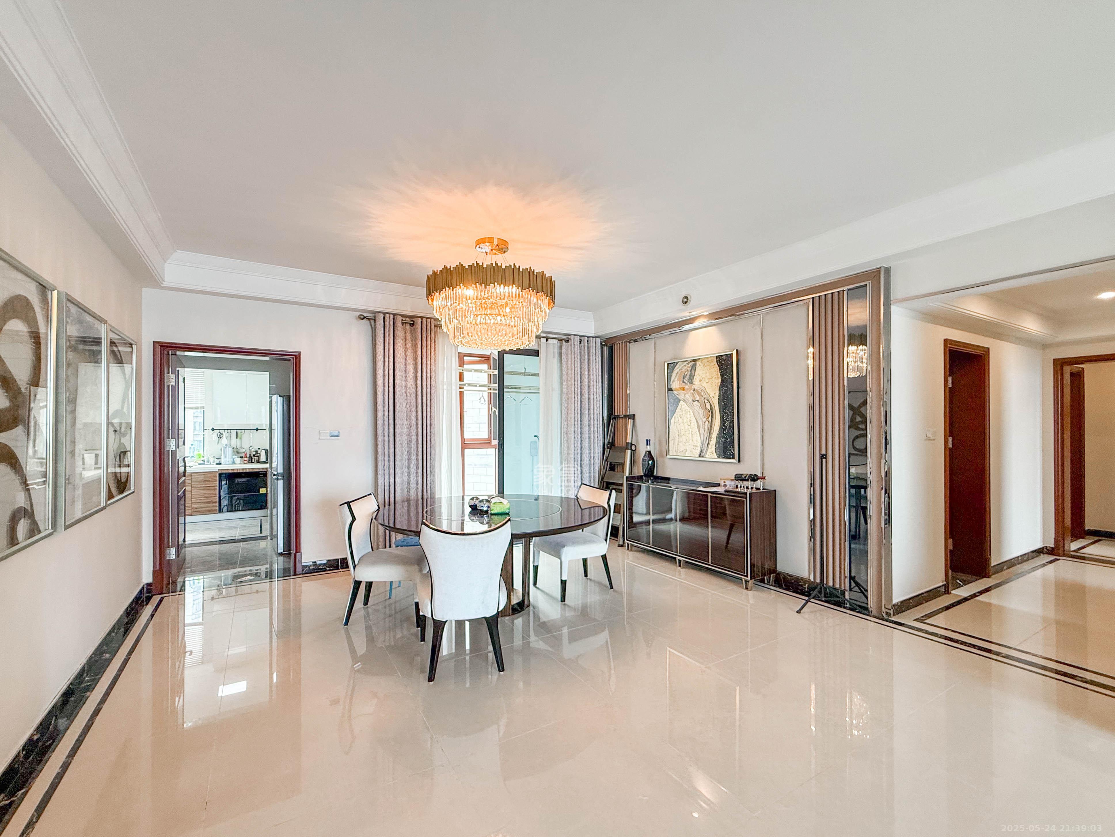 中海梅溪湖壹号 4室2厅3卫 400.0万 中海梅溪湖壹号 4室2厅3卫 400.0万其他