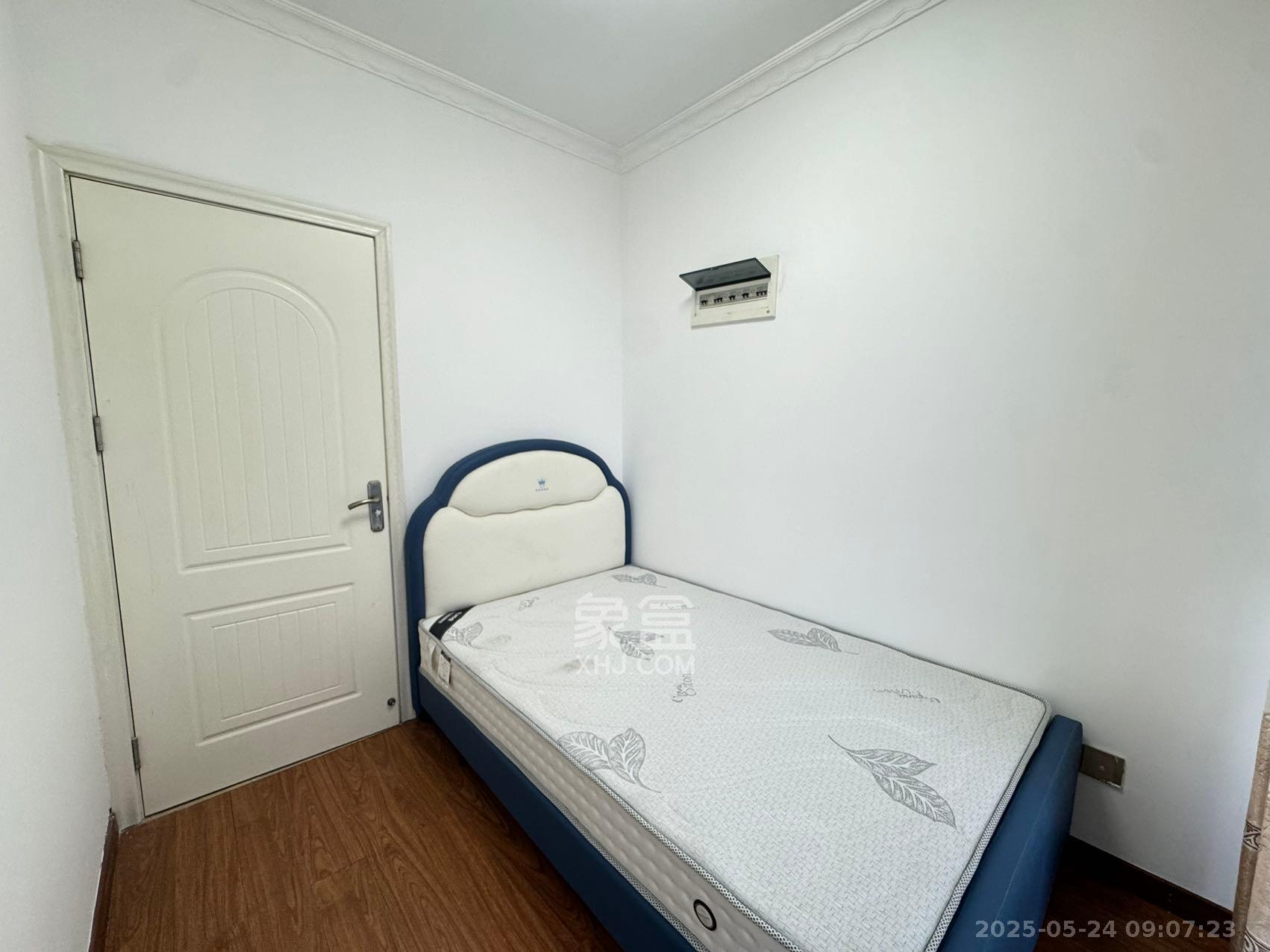 康桥长郡  4室2厅1卫    1780.0元/月 康桥长郡  4室2厅1卫    1780.0元/月室内图