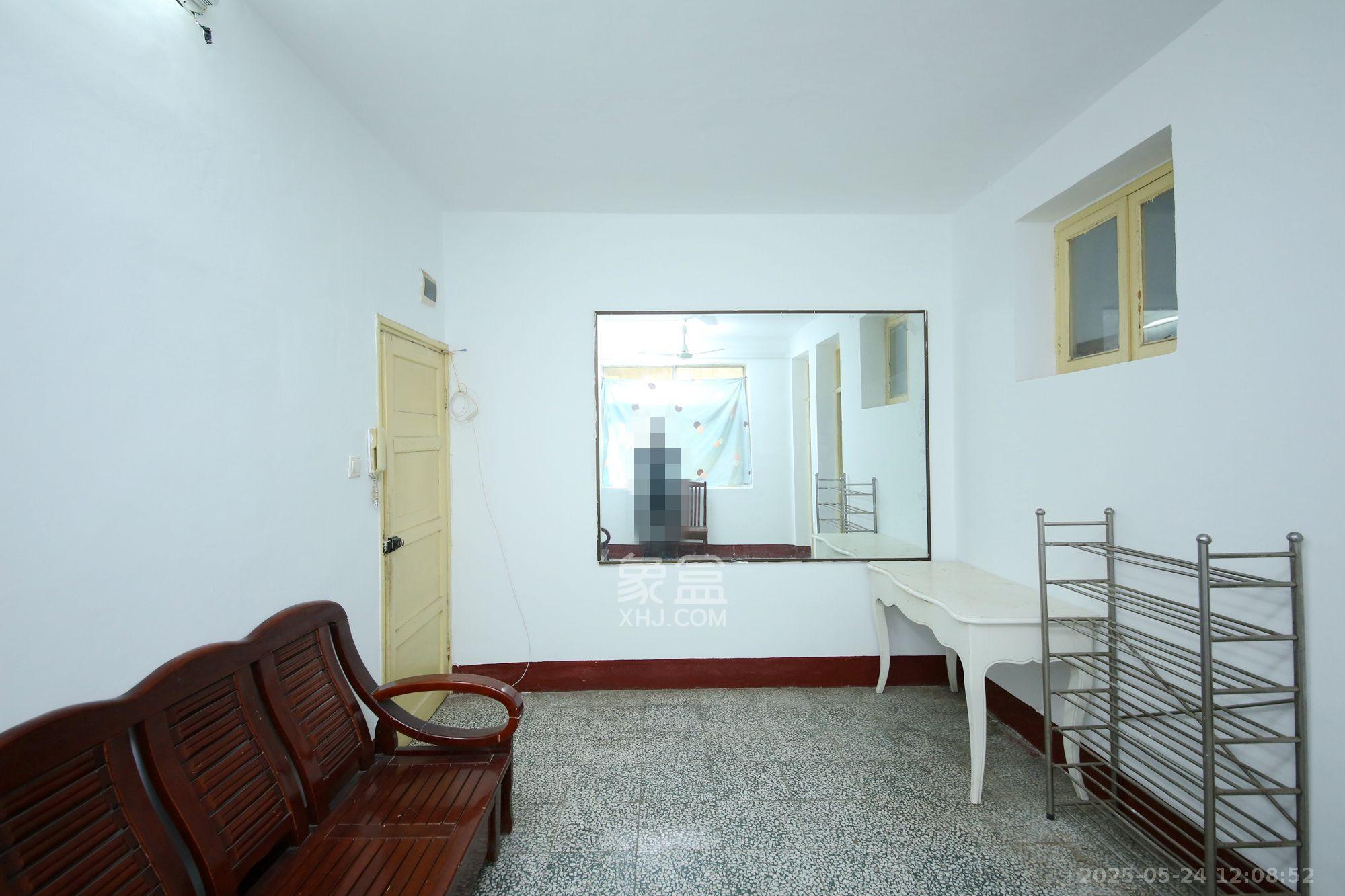 湖南省国防科技工业园(军工苑) 3室1厅1卫 2800.0元/月 湖南省国防科技工业园(军工苑) 3室1厅1卫 2800.0元/月室内图