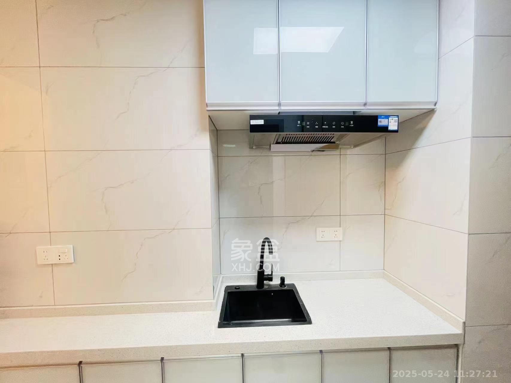 新力铂园(江山云著)  1室1厅1卫    1600.0元/月 新力铂园(江山云著)  1室1厅1卫    1600.0元/月室内图