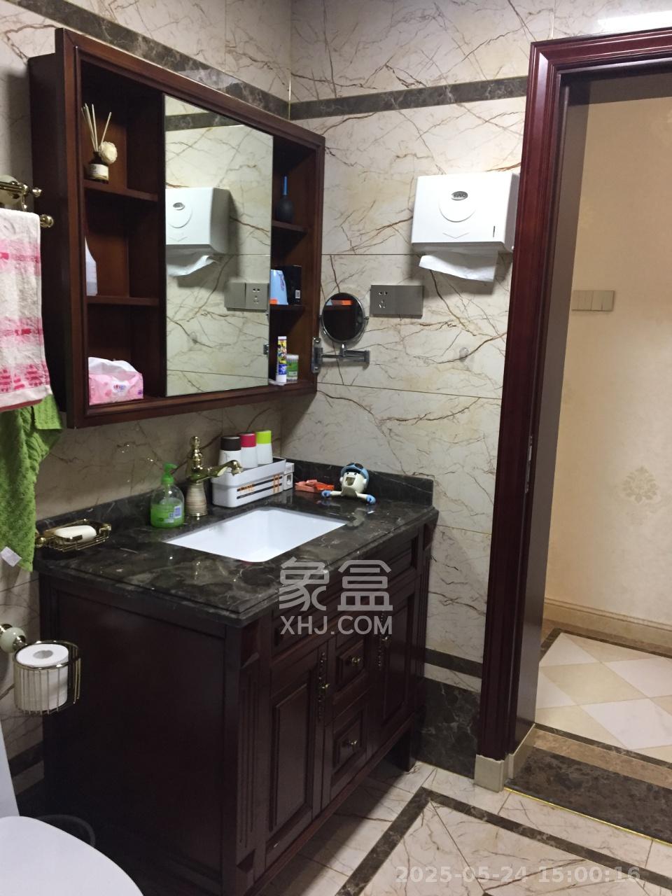 和泓梅溪四季 4室2厅2卫 5500.0元/月 和泓梅溪四季 4室2厅2卫 5500.0元/月室内图