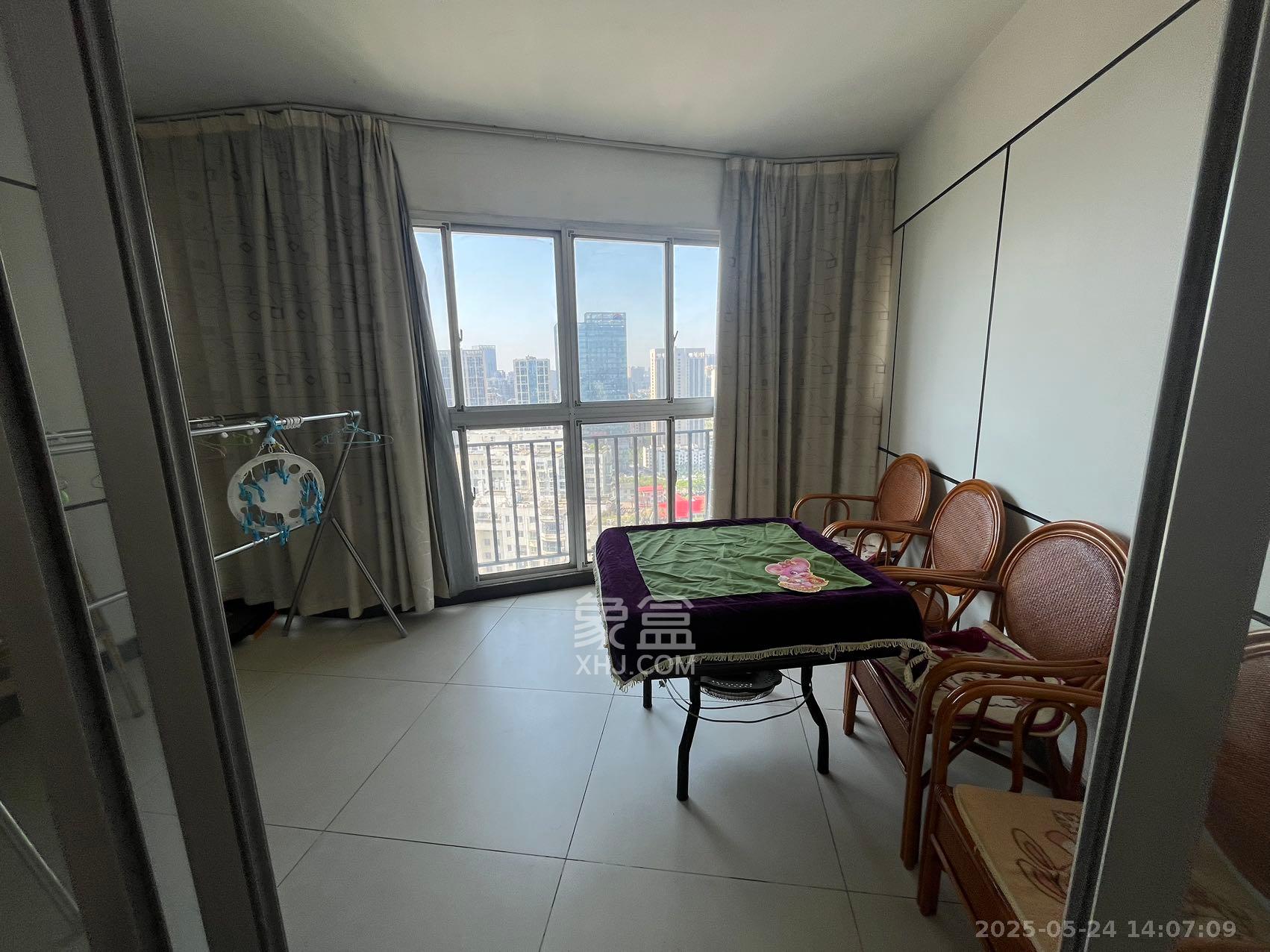 华雅花园  3室2厅2卫    4100.0元/月室内图