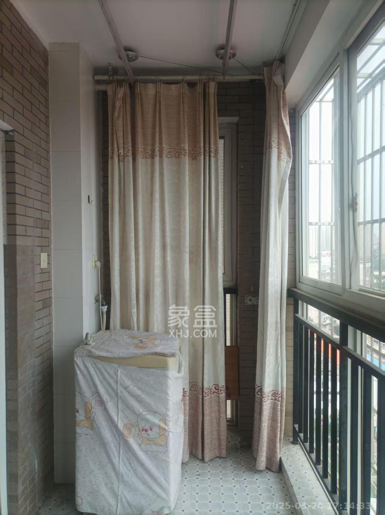 紫晶城  2室2厅1卫   1700.00元/月室内图
