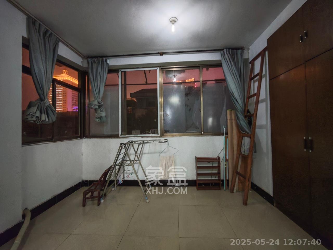 友谊社区（建湘瓷厂住宅小区）  2室2厅1卫   1500.00元/月室内图