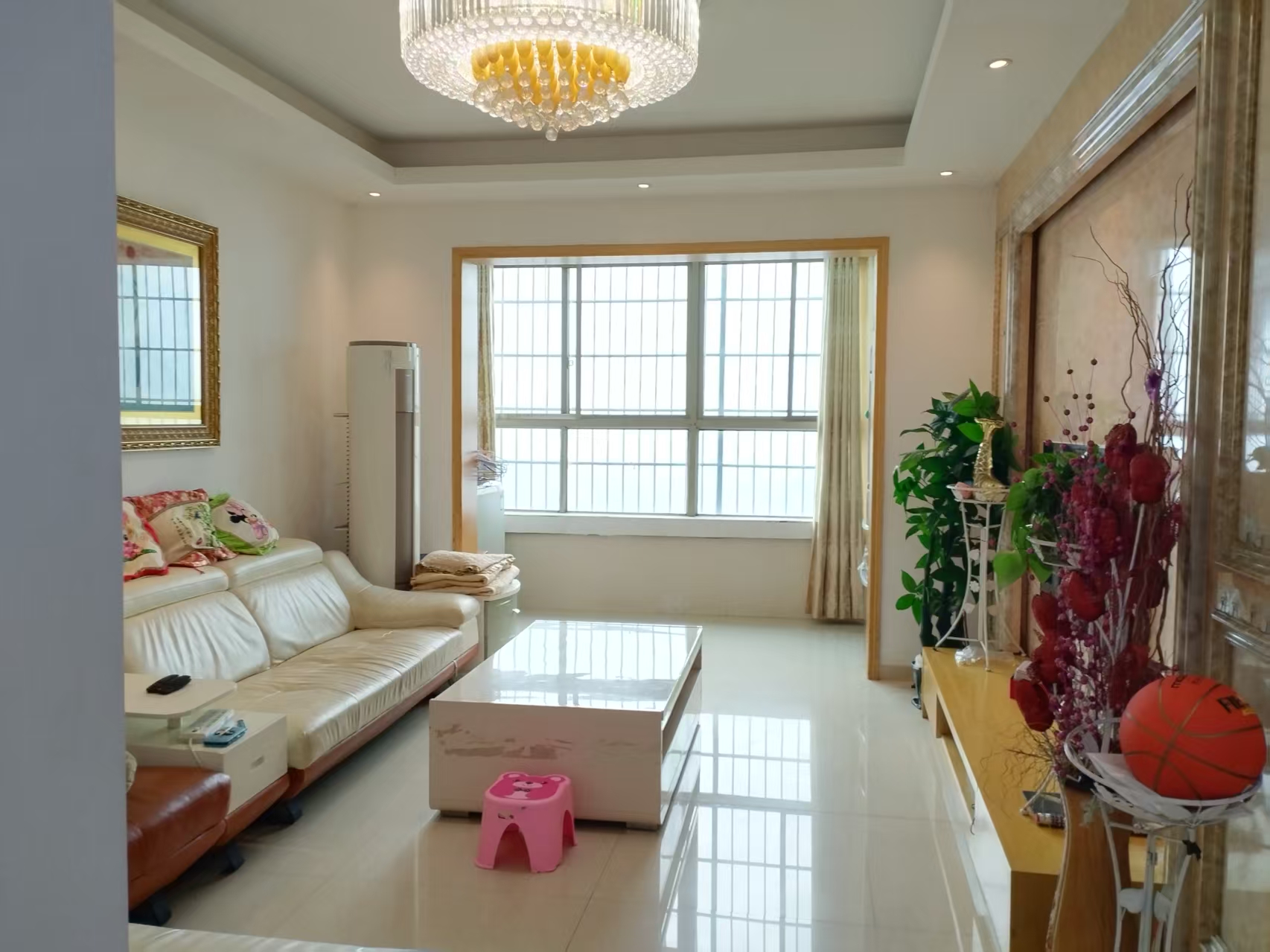 进步亚泰 2室2厅1卫 1600.0元/月 进步亚泰 2室2厅1卫 1600.0元/月室内图