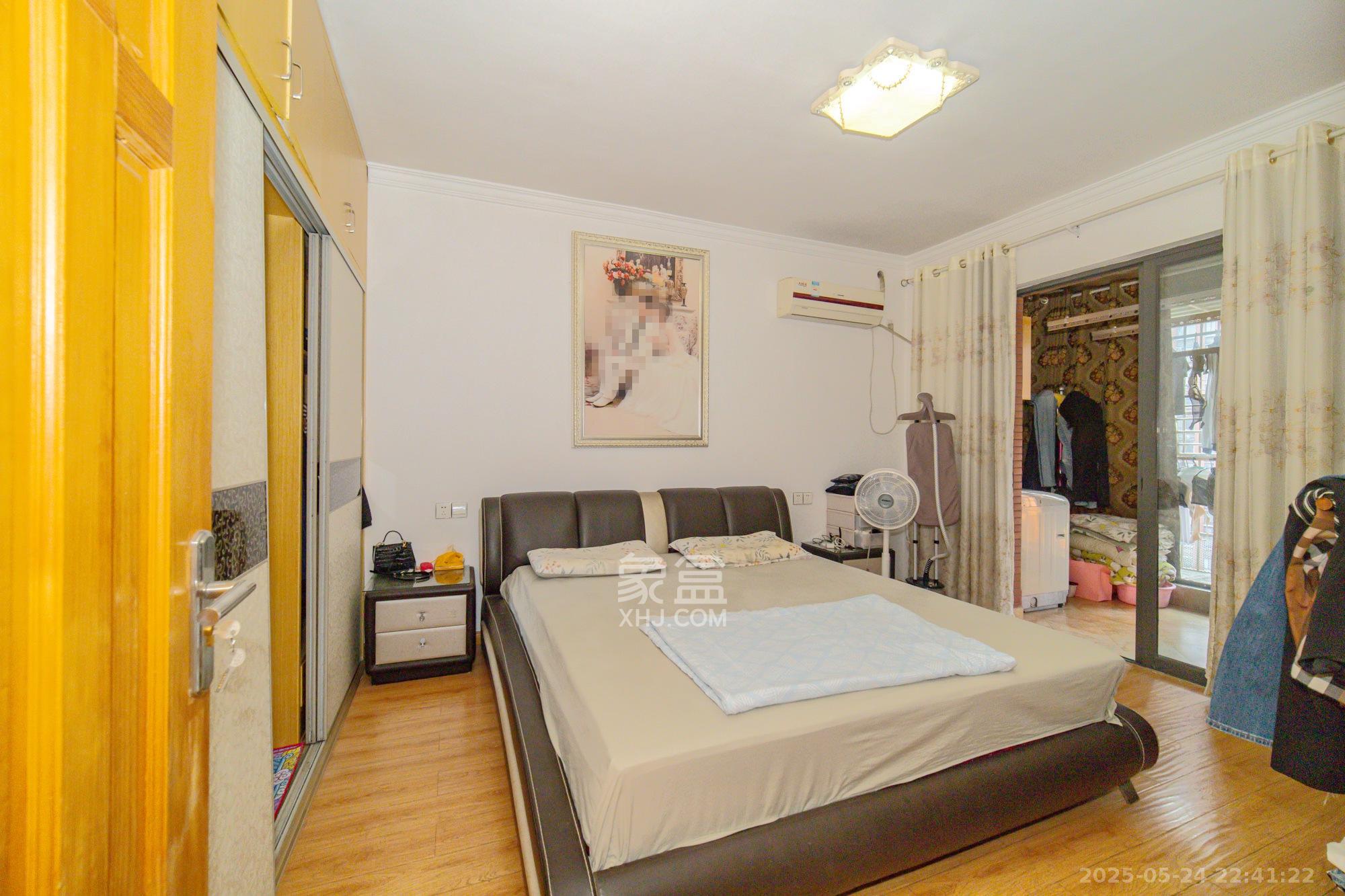 华润凤凰城二期  3室2厅1卫    80.0万 华润凤凰城二期  3室2厅1卫    80.0万卧室