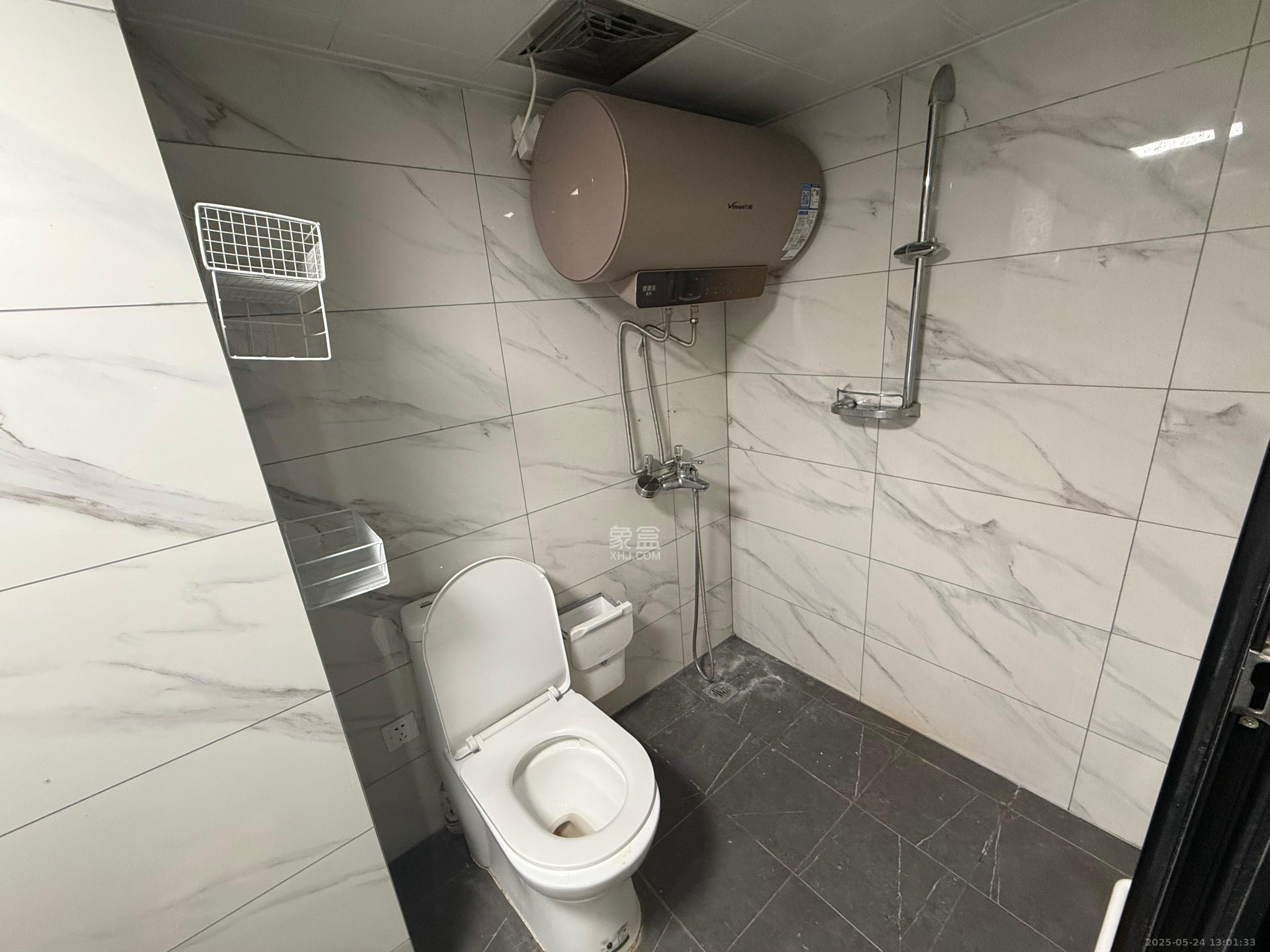 龙湖湘江星座（祺鑫星座公寓）  1室0厅0卫    2500.0元/月室内图