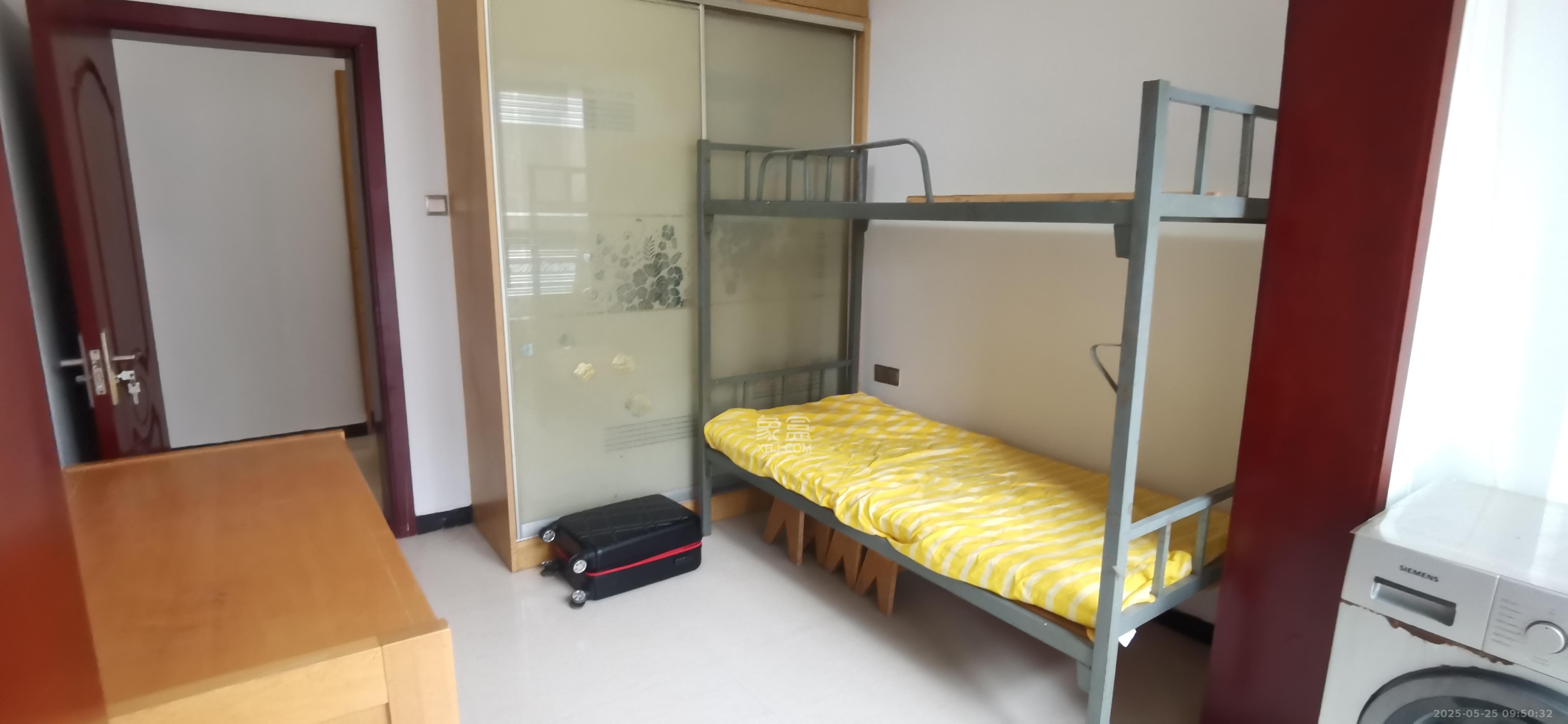 辉煌国际城一期 5室2厅2卫 3500.0元/月 辉煌国际城一期 5室2厅2卫 3500.0元/月室内图