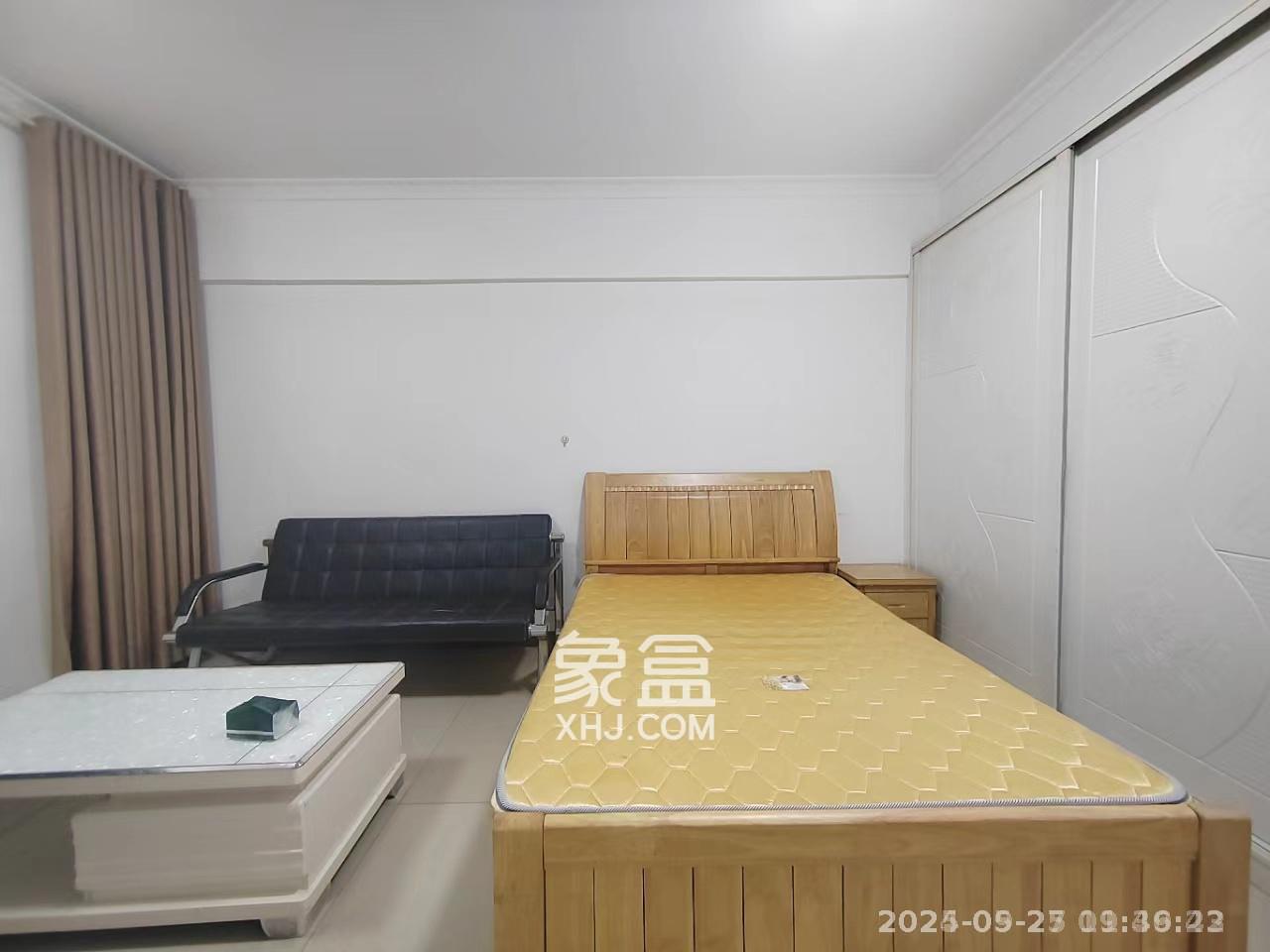 中信凯旋蓝岸（中信新城三期）  1室1厅1卫   1100.00元/月