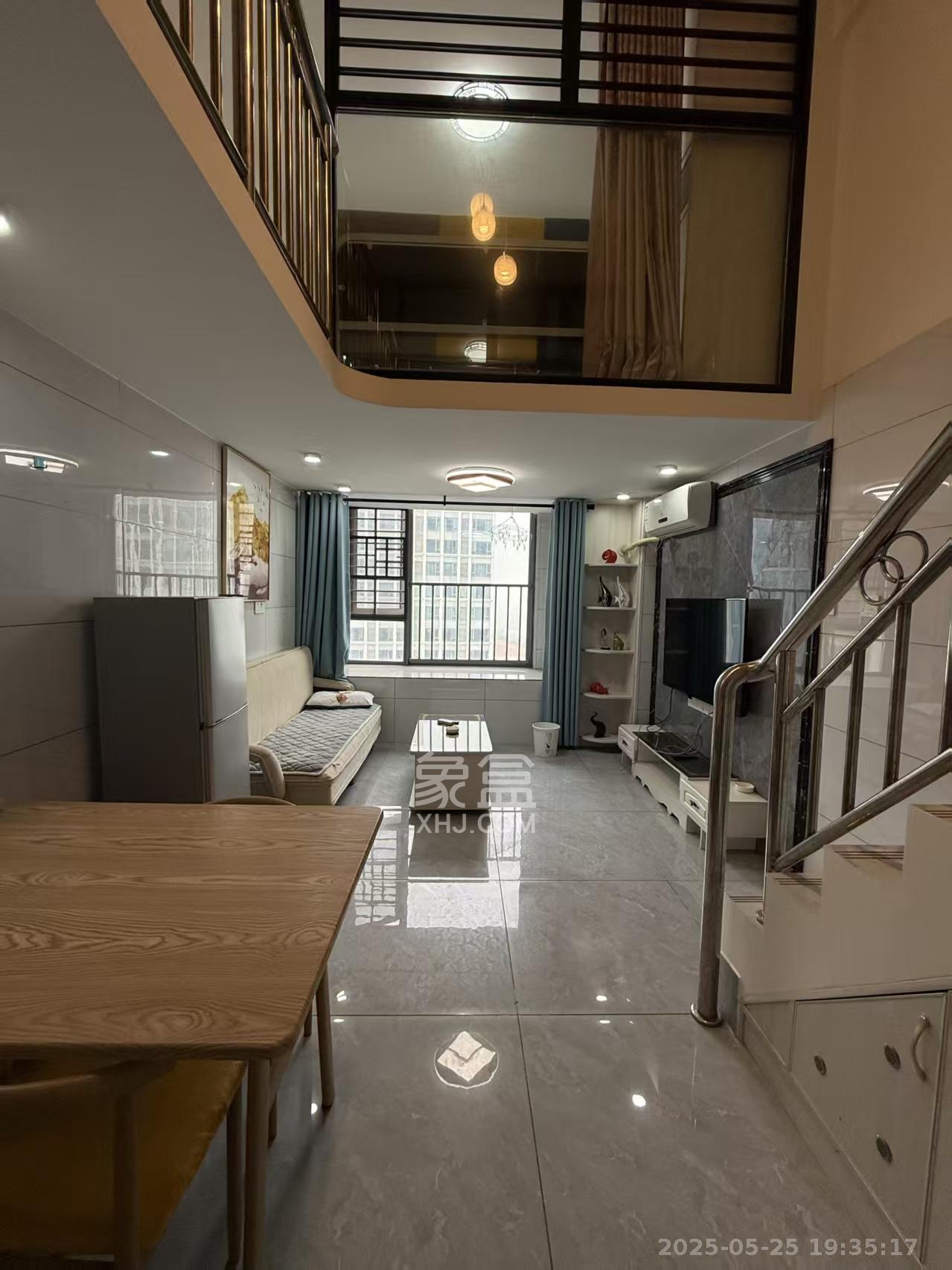 信诚湘江揽月(至善美景大厦) 2室2厅1卫 1600.0元/月 信诚湘江揽月(至善美景大厦) 2室2厅1卫 1600.0元/月室内图