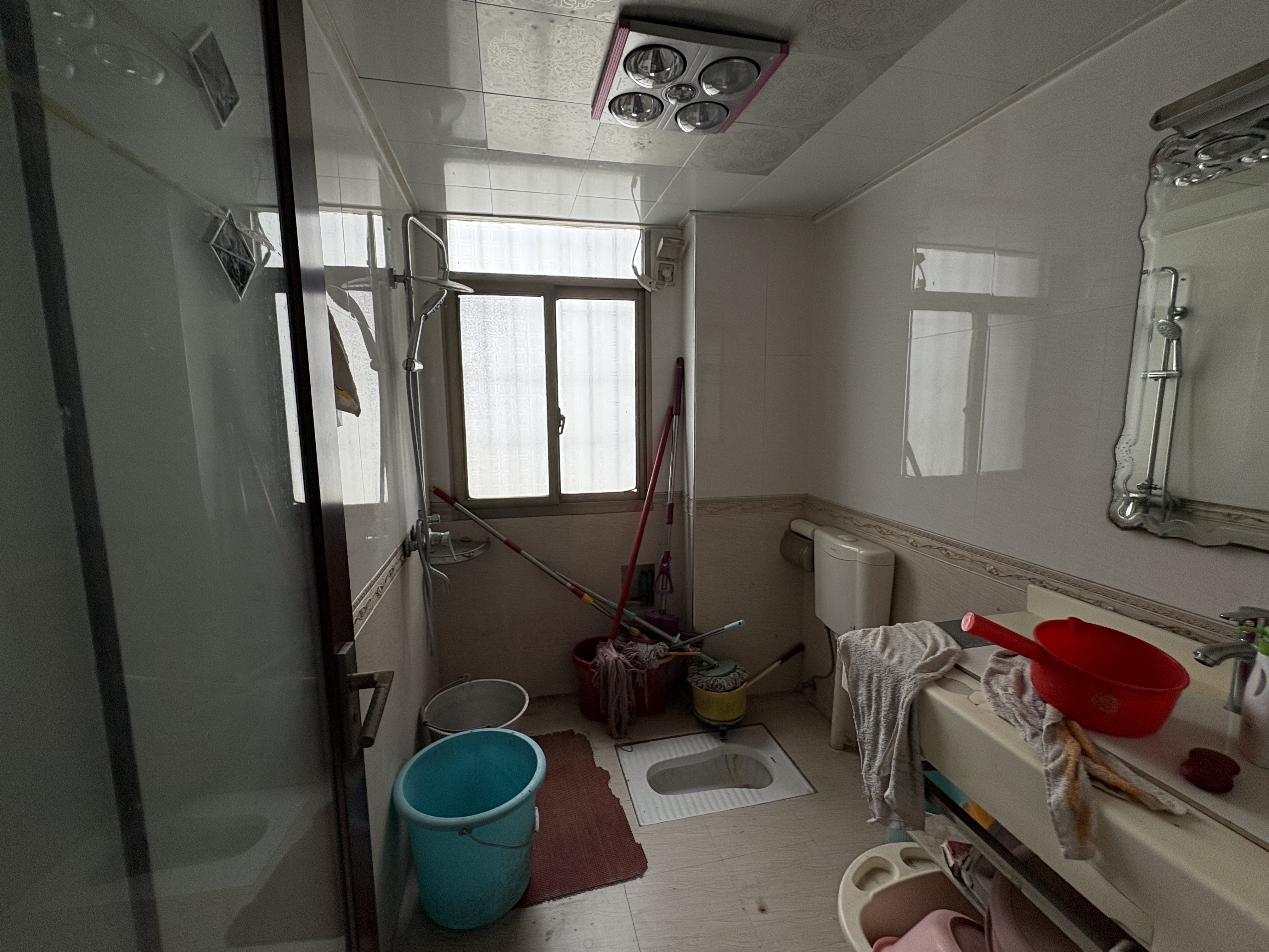 加州阳光小区(吉星阳光) 4室2厅2卫 65.0万 加州阳光小区(吉星阳光) 4室2厅2卫 65.0万客厅