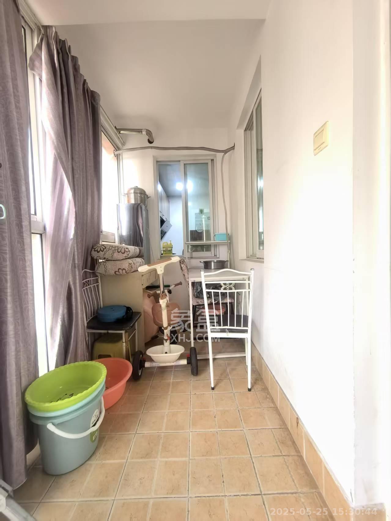 银轩铭誉(四海怡家) 1室1厅1卫 2200.0元/月 银轩铭誉(四海怡家) 1室1厅1卫 2200.0元/月室内图