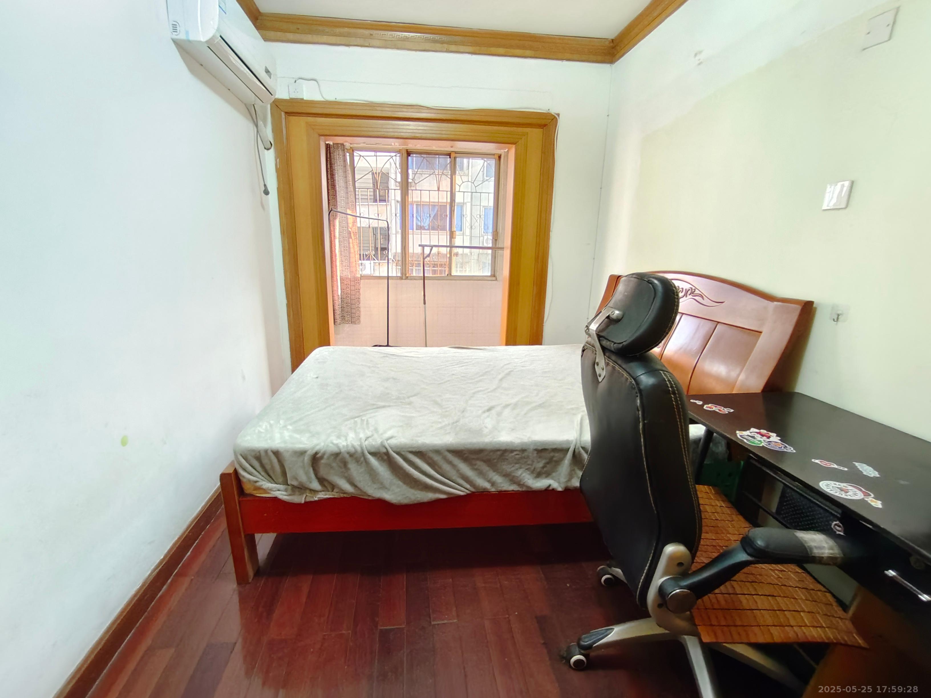 怡园小区  3室2厅1卫    1000.0元/月 怡园小区  3室2厅1卫    1000.0元/月室内图