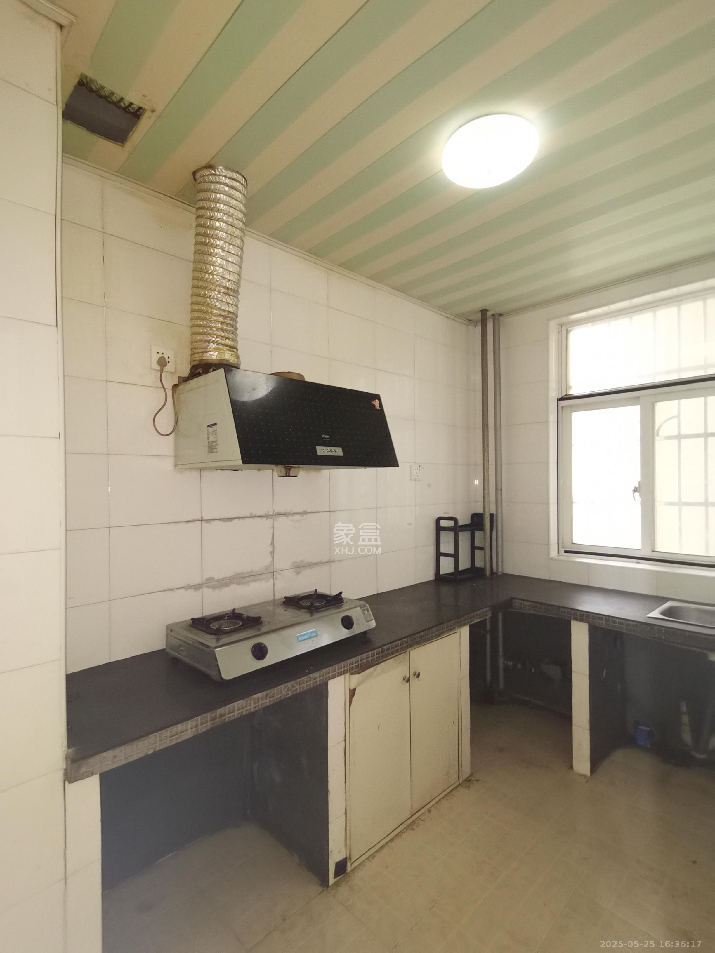 景江雅苑 2室2厅1卫 2300.0元/月 景江雅苑 2室2厅1卫 2300.0元/月室内图