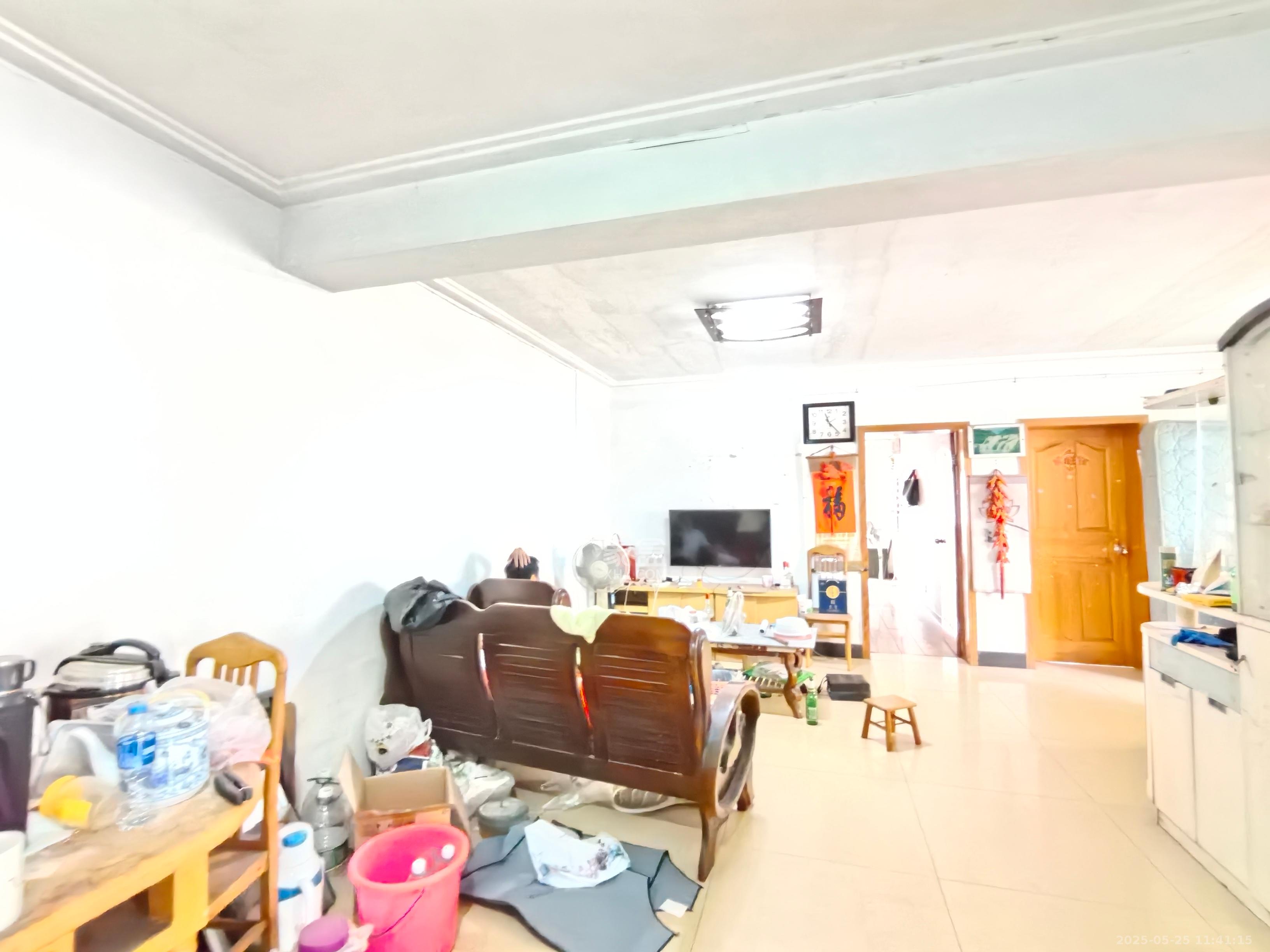 中建五局信和苑二区 2室2厅1卫 1600.0元/月 中建五局信和苑二区 2室2厅1卫 1600.0元/月室内图