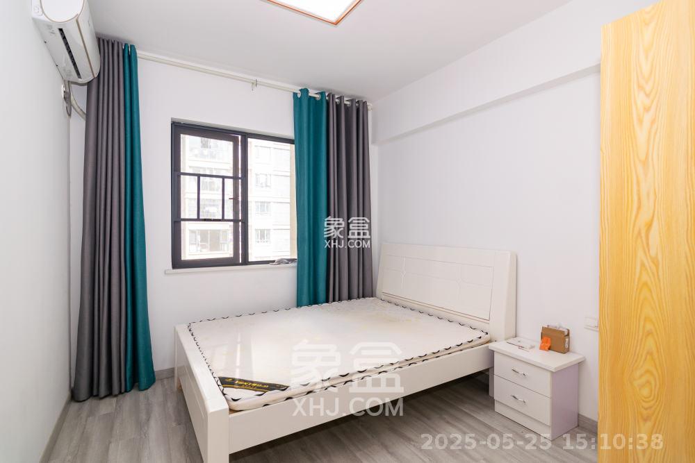 澳海澜庭  5室2厅2卫    2500.0元/月 澳海澜庭  5室2厅2卫    2500.0元/月室内图