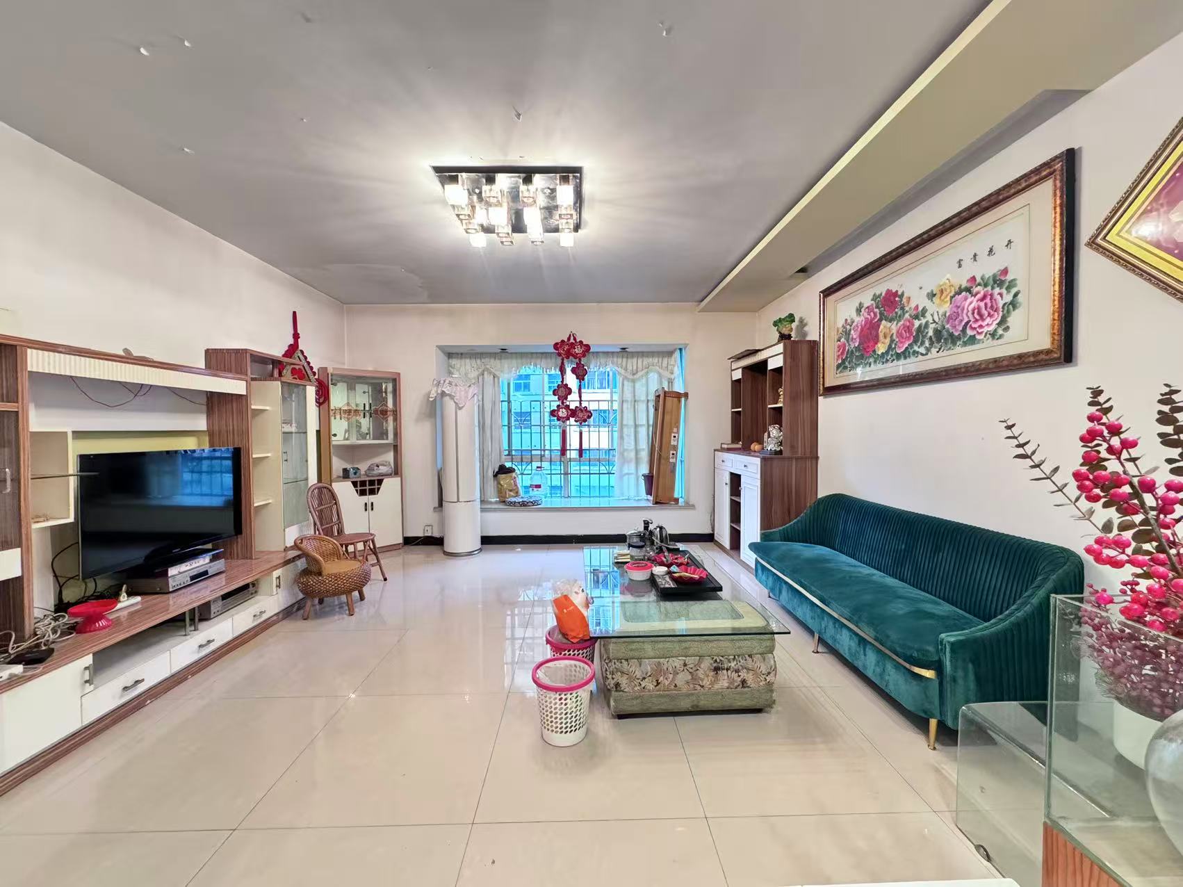 四季花园  4室2厅2卫    90.8万 四季花园  4室2厅2卫    90.8万室内图