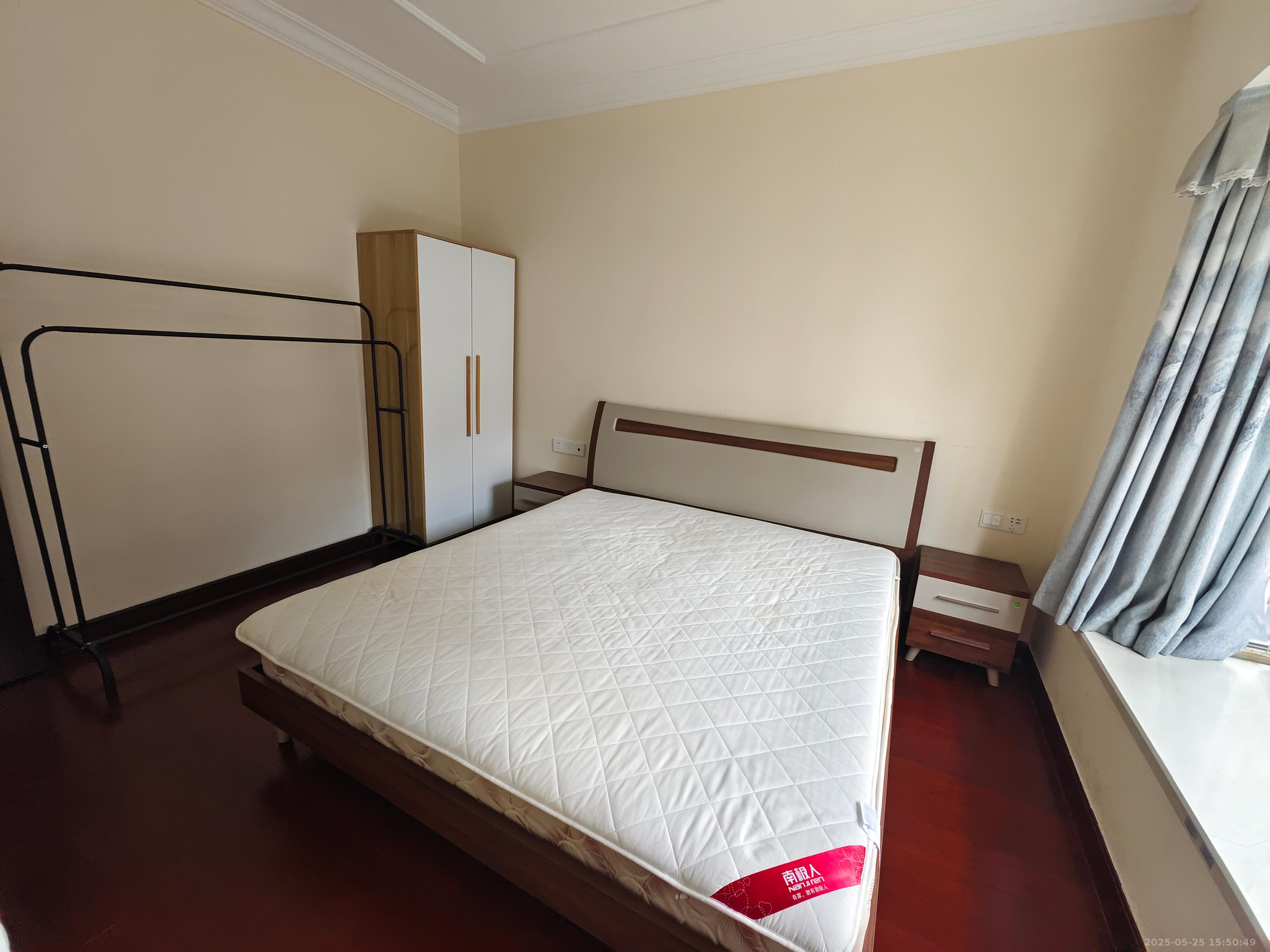 恒大华府 3室2厅1卫 1800.0元/月 恒大华府 3室2厅1卫 1800.0元/月室内图