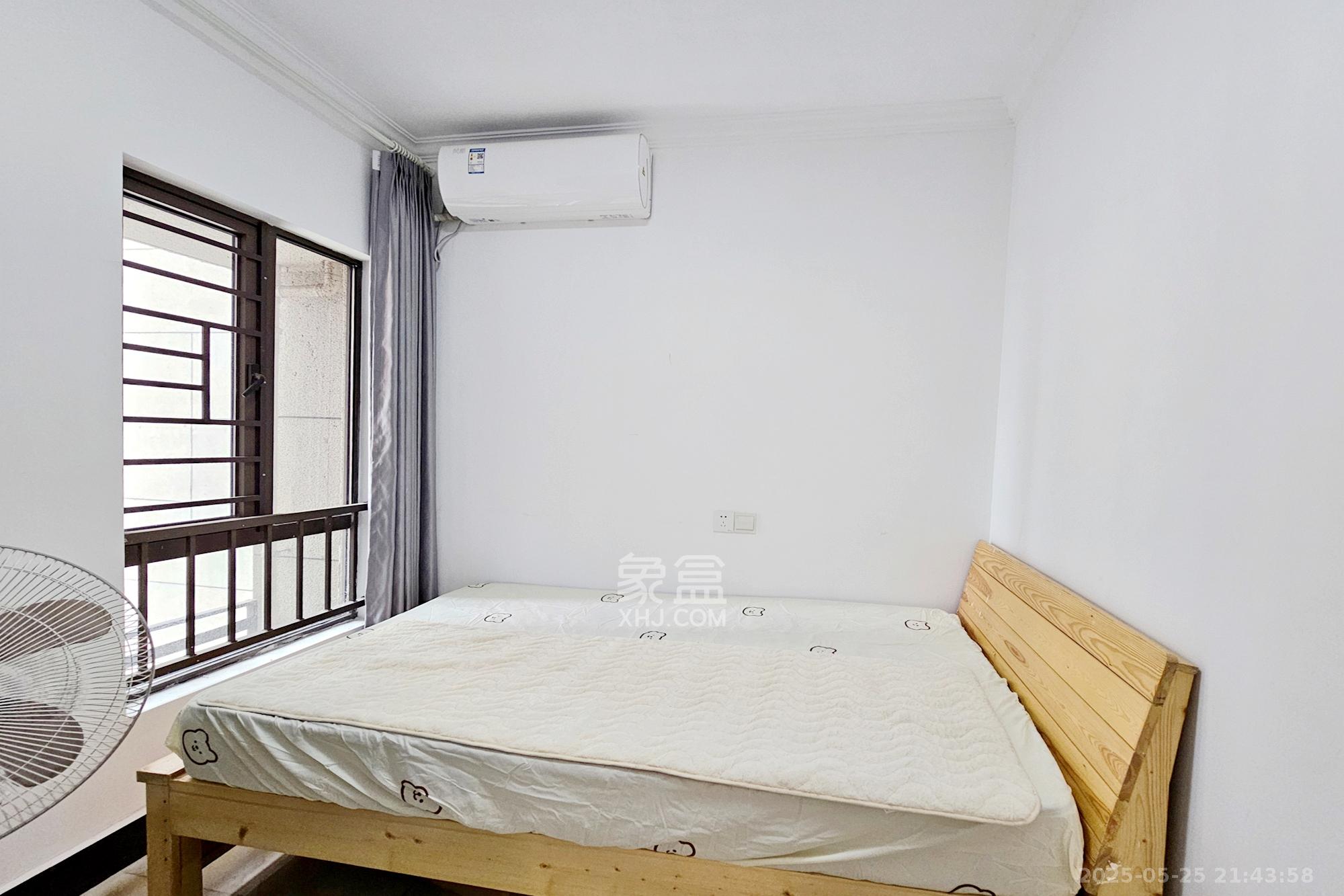 阳光城尚东湾愉景苑 3室2厅1卫 89.9万 阳光城尚东湾愉景苑 3室2厅1卫 89.9万卧室