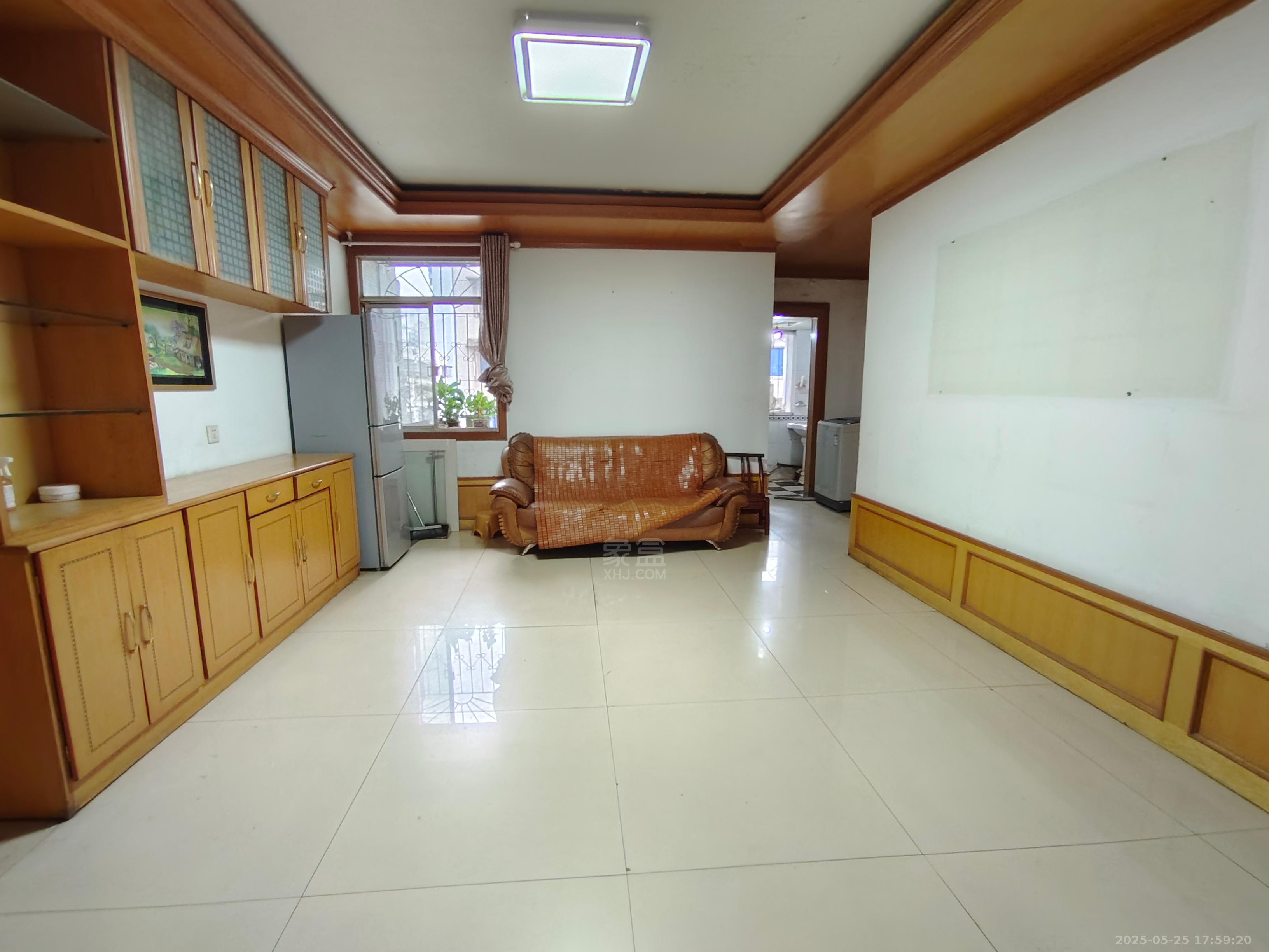 怡园小区  3室2厅1卫    1000.0元/月 怡园小区  3室2厅1卫    1000.0元/月室内图