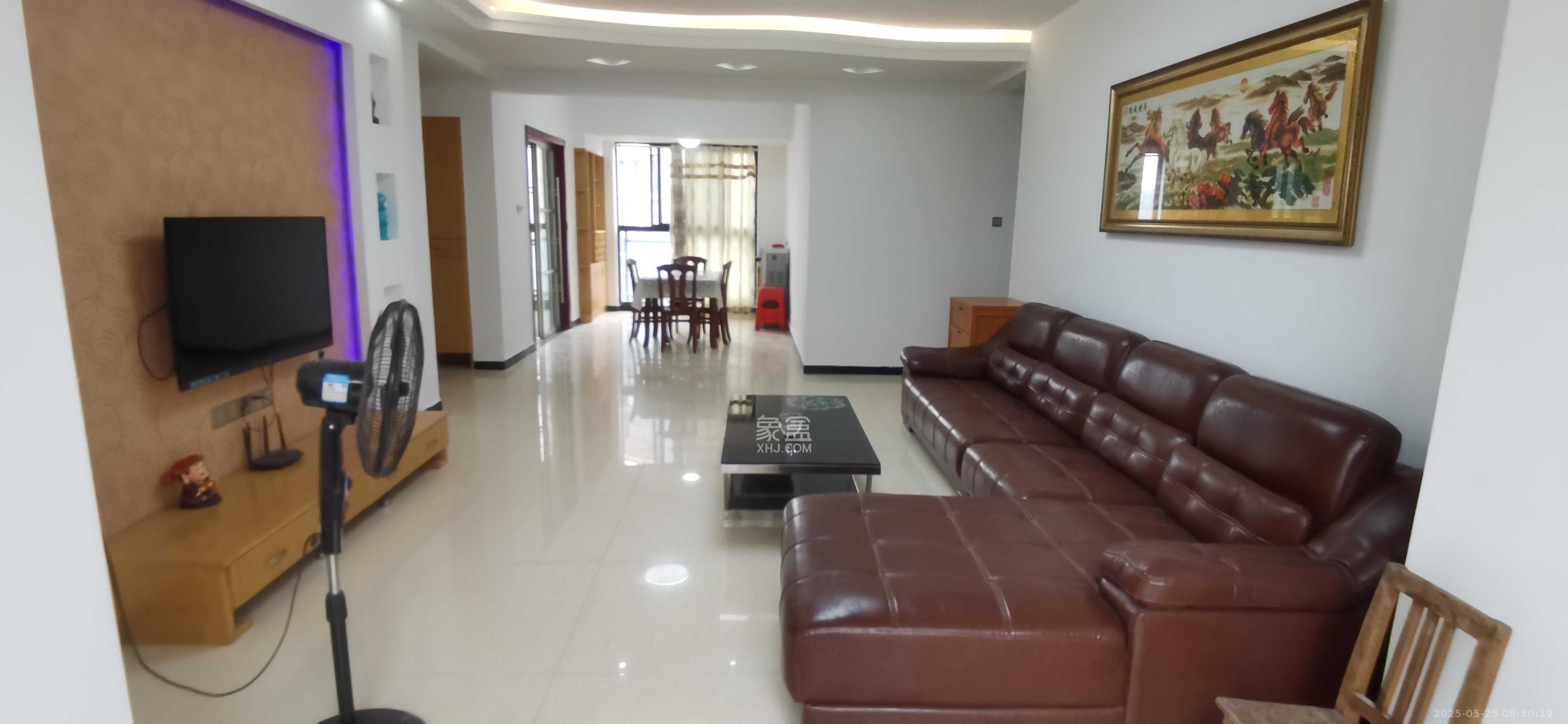 辉煌国际城一期 5室2厅2卫 3500.0元/月 辉煌国际城一期 5室2厅2卫 3500.0元/月室内图