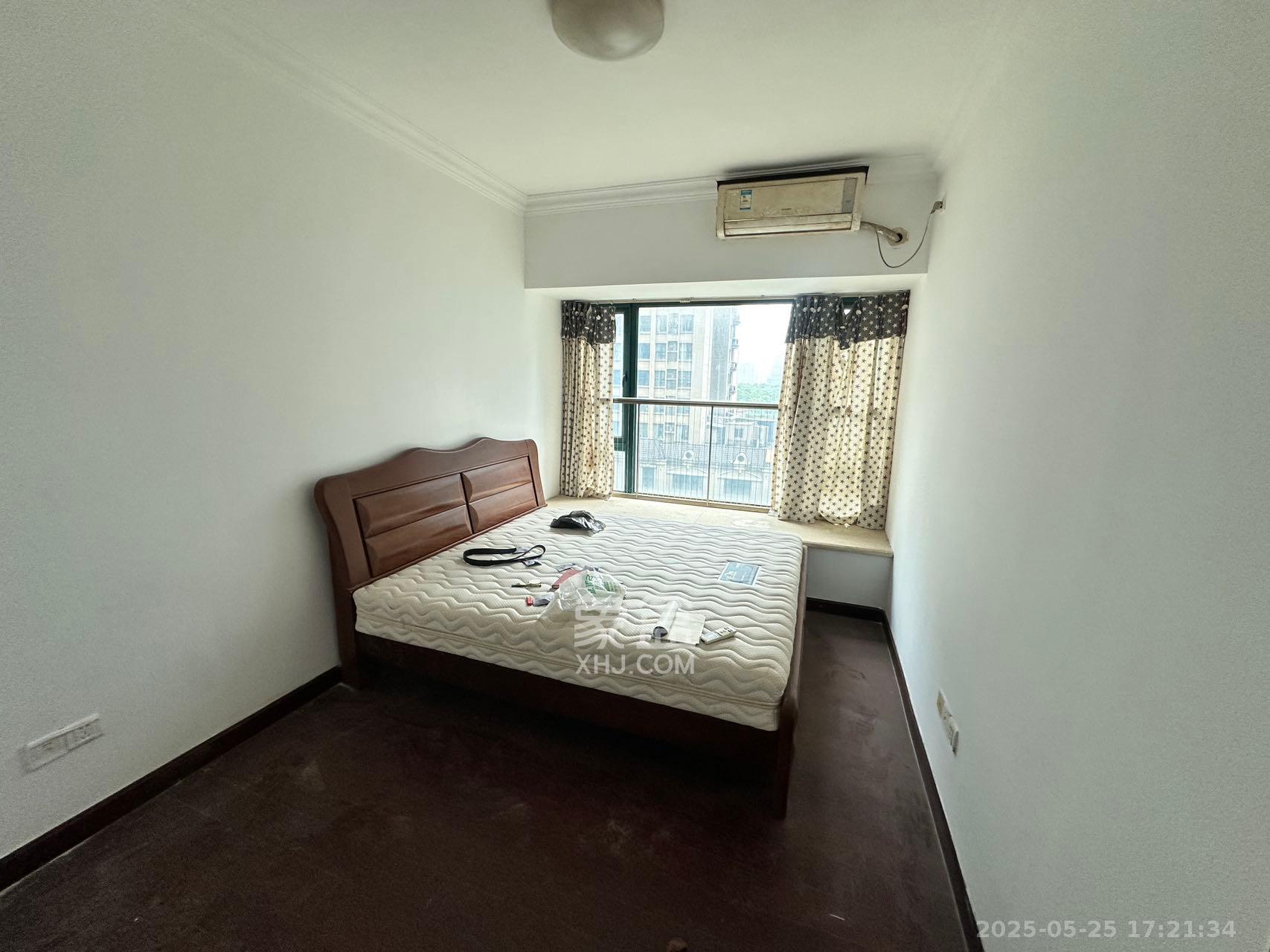 恒大绿洲 3室2厅2卫 2500.0元/月 恒大绿洲 3室2厅2卫 2500.0元/月室内图