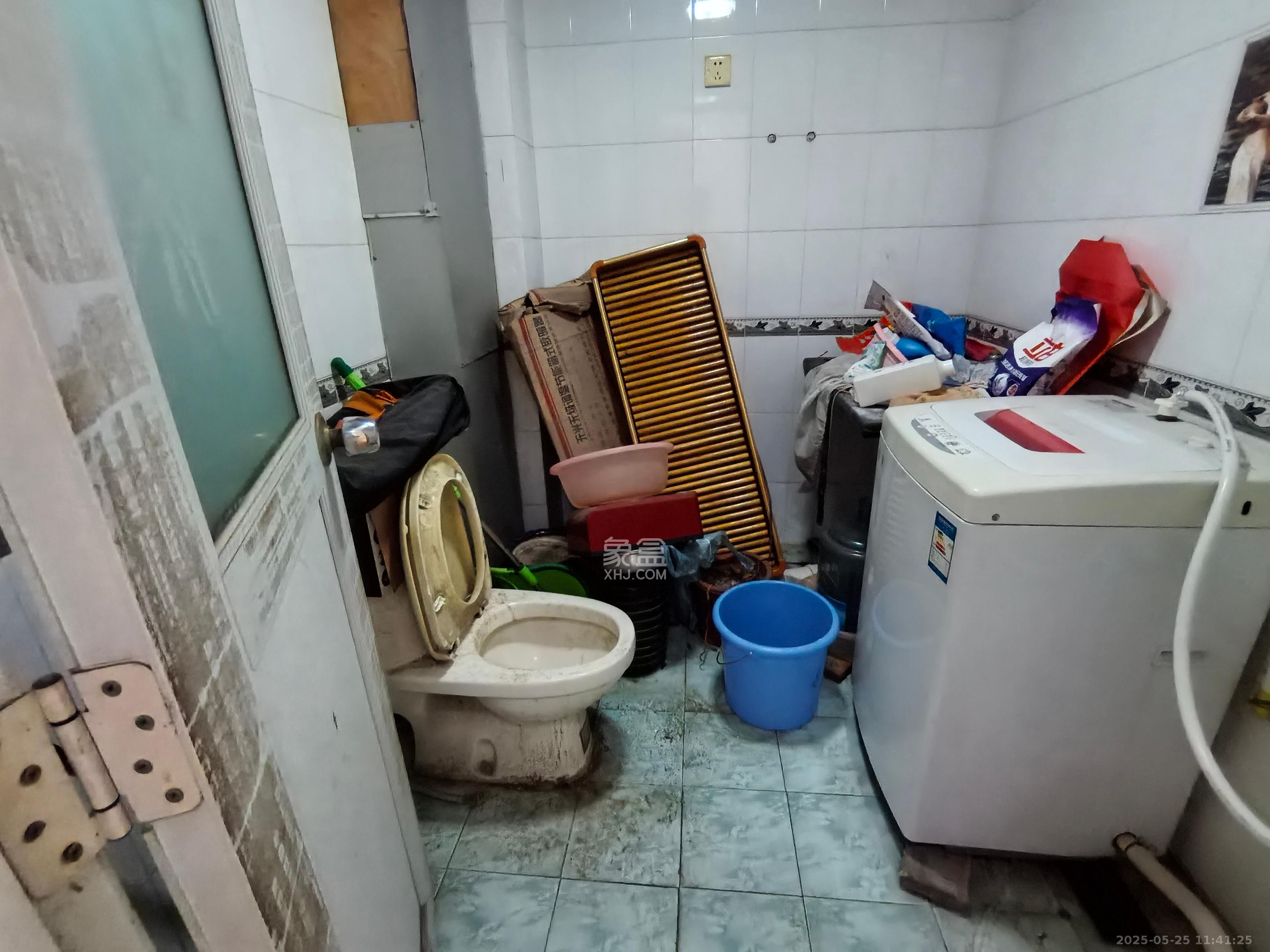 中建五局信和苑二区 2室2厅1卫 1600.0元/月 中建五局信和苑二区 2室2厅1卫 1600.0元/月室内图