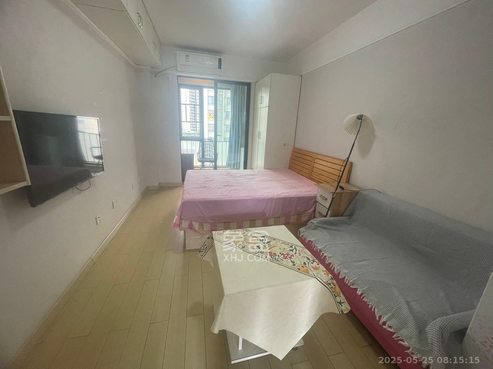 万科城  1室0厅0卫   1300.00元/月室内图