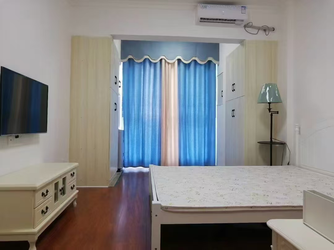 鸿星新天地  1室1厅1卫    1000.0元/月室内图