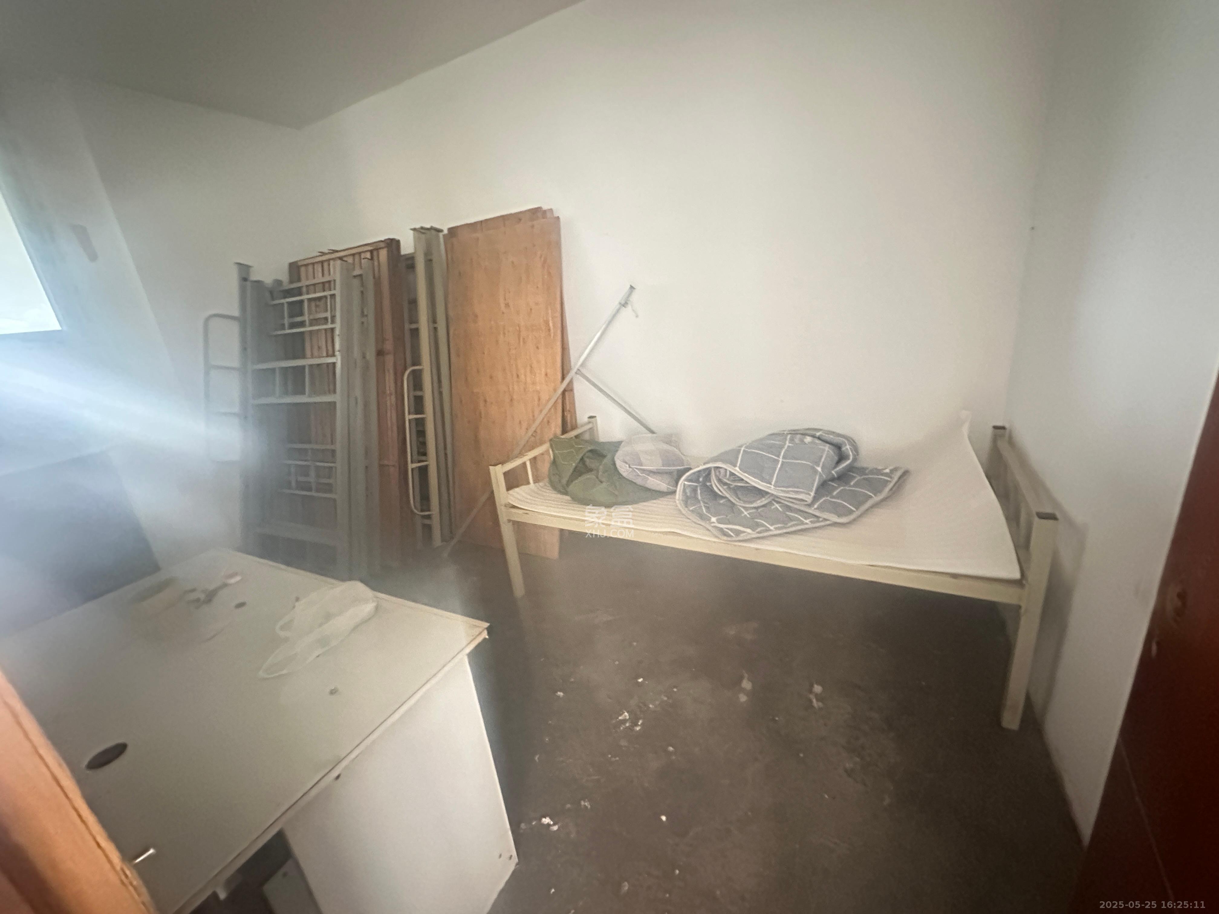 星沙汽配城(大塘村农机市场) 3室2厅1卫 1000.0元/月 星沙汽配城(大塘村农机市场) 3室2厅1卫 1000.0元/月室内图