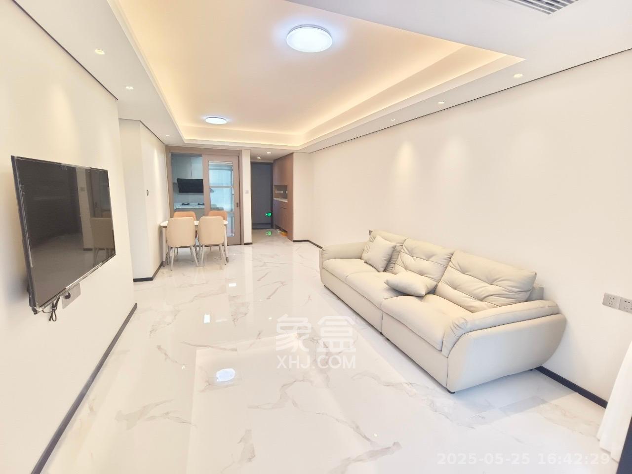 中海麓山境南区  3室2厅2卫   3200.00元/月室内图
