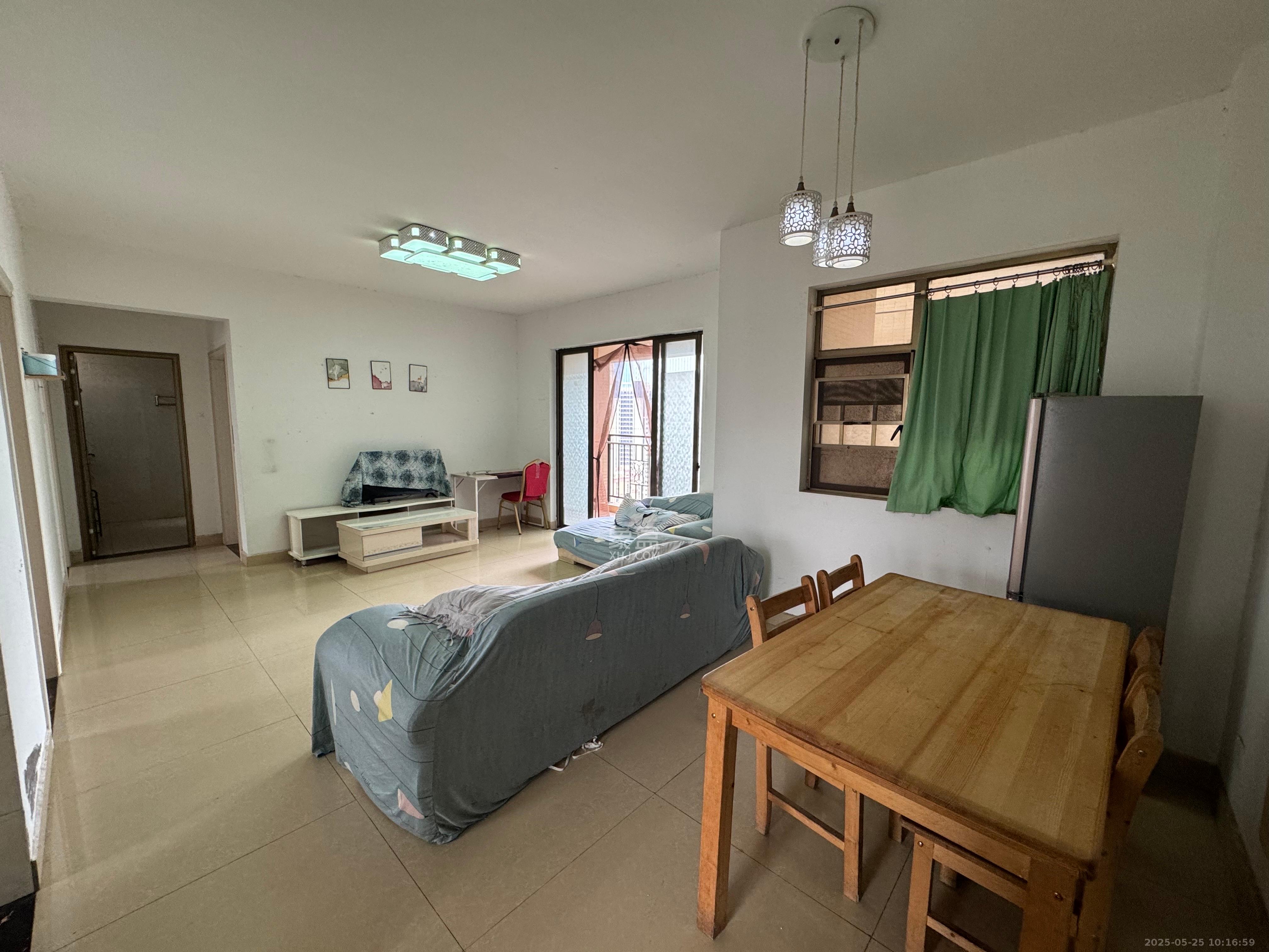 江山帝景雅典 3室2厅2卫 2300.0元/月 江山帝景雅典 3室2厅2卫 2300.0元/月室内图