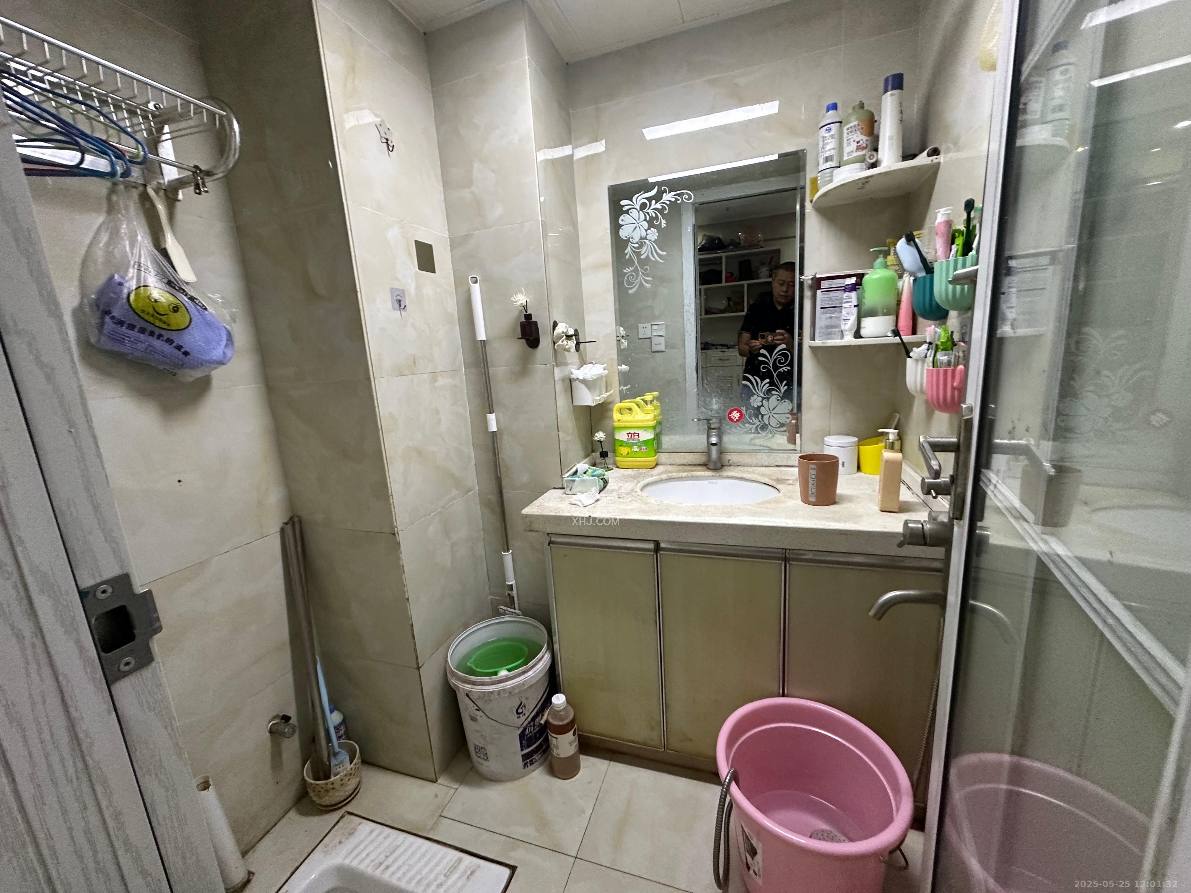 丰园城(鄱阳小区二期) 1室1厅1卫 1400.0元/月 丰园城(鄱阳小区二期) 1室1厅1卫 1400.0元/月室内图