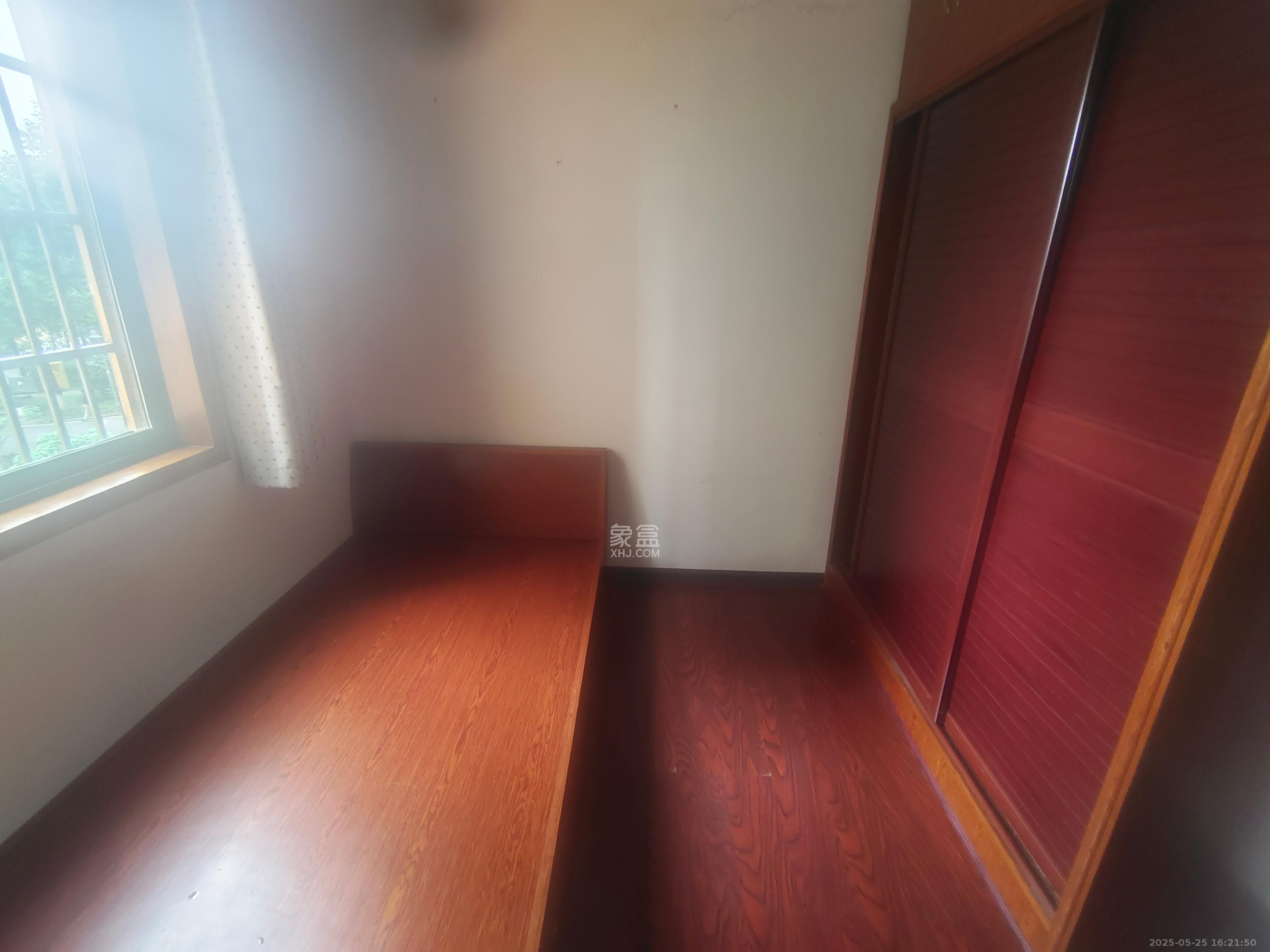 诚兴园  2室1厅1卫   1900.00元/月室内图