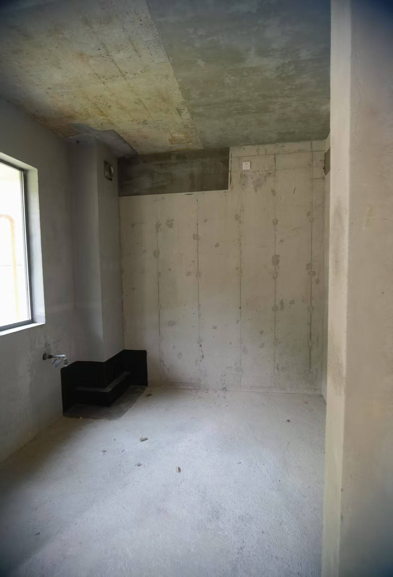 中建凤栖台  4室2厅2卫   57.80万厨房