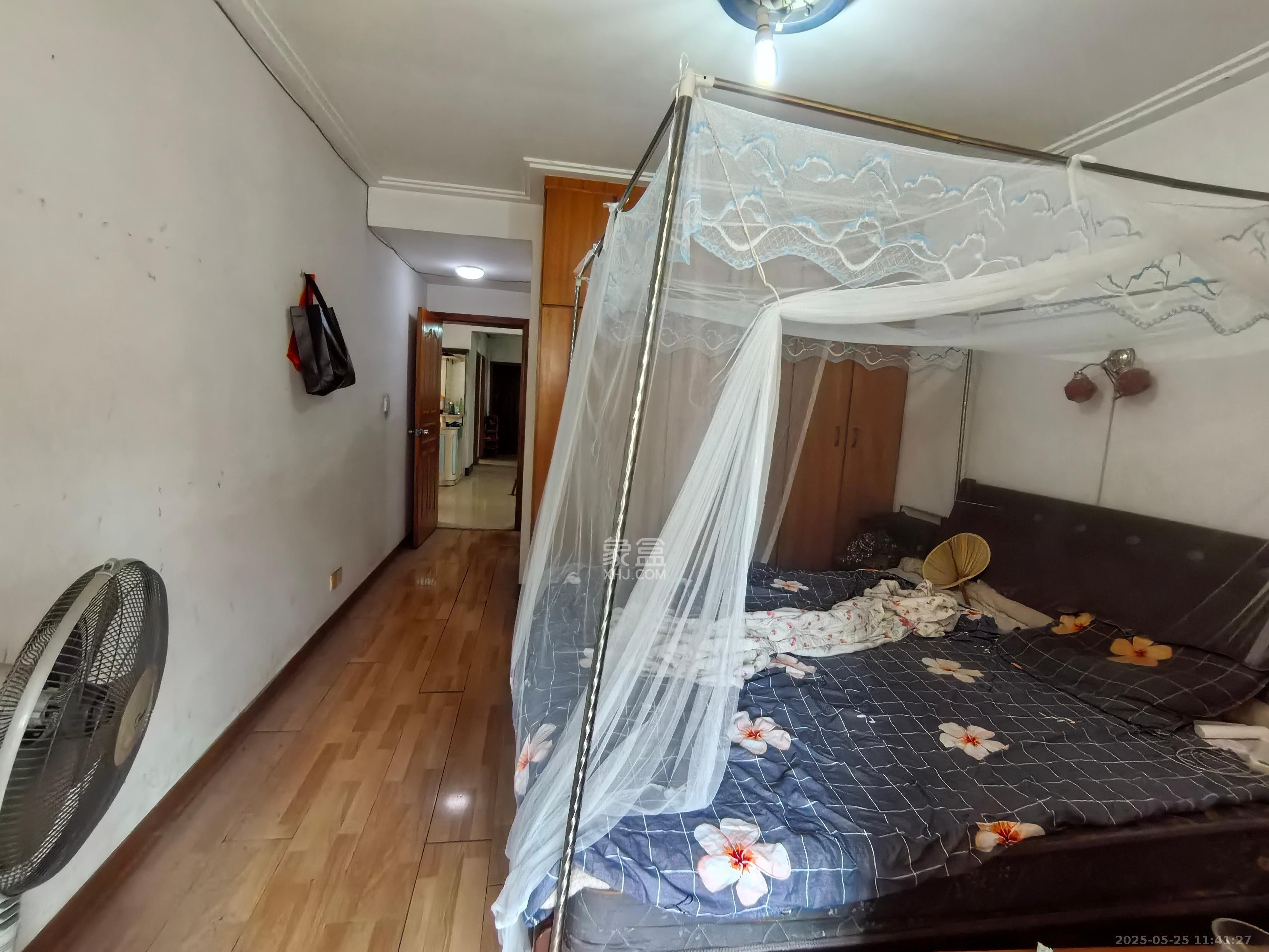 中建五局信和苑二区 2室2厅1卫 1600.0元/月 中建五局信和苑二区 2室2厅1卫 1600.0元/月室内图