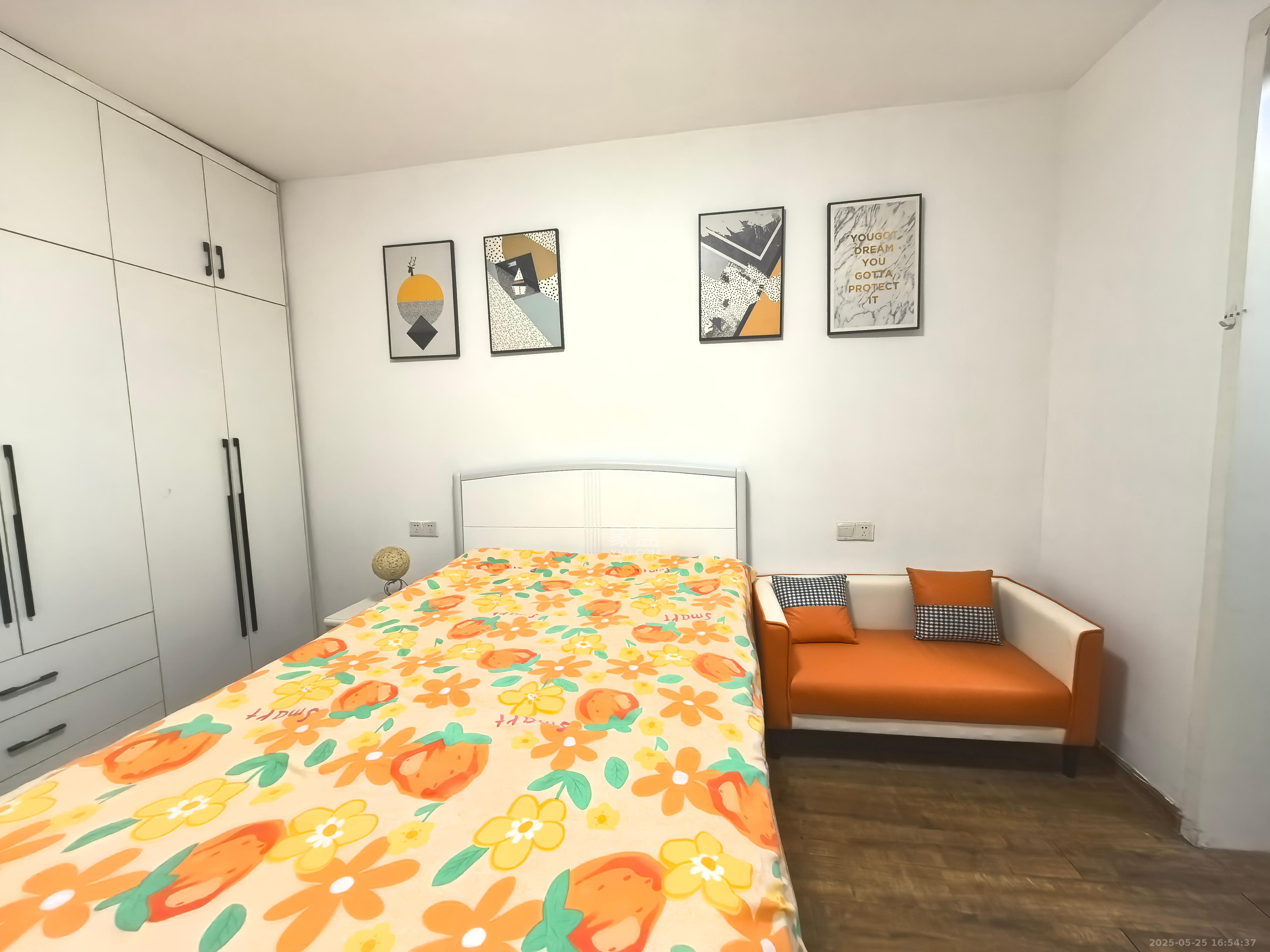 百纺大院宿舍 1室1厅1卫 1200.0元/月 百纺大院宿舍 1室1厅1卫 1200.0元/月室内图