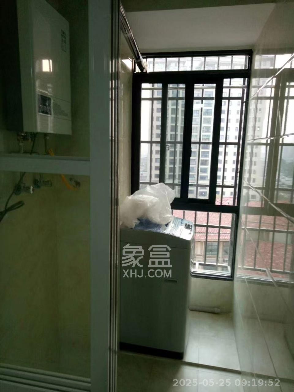 中建芙蓉嘉苑  2室1厅1卫    1700.0元/月室内图