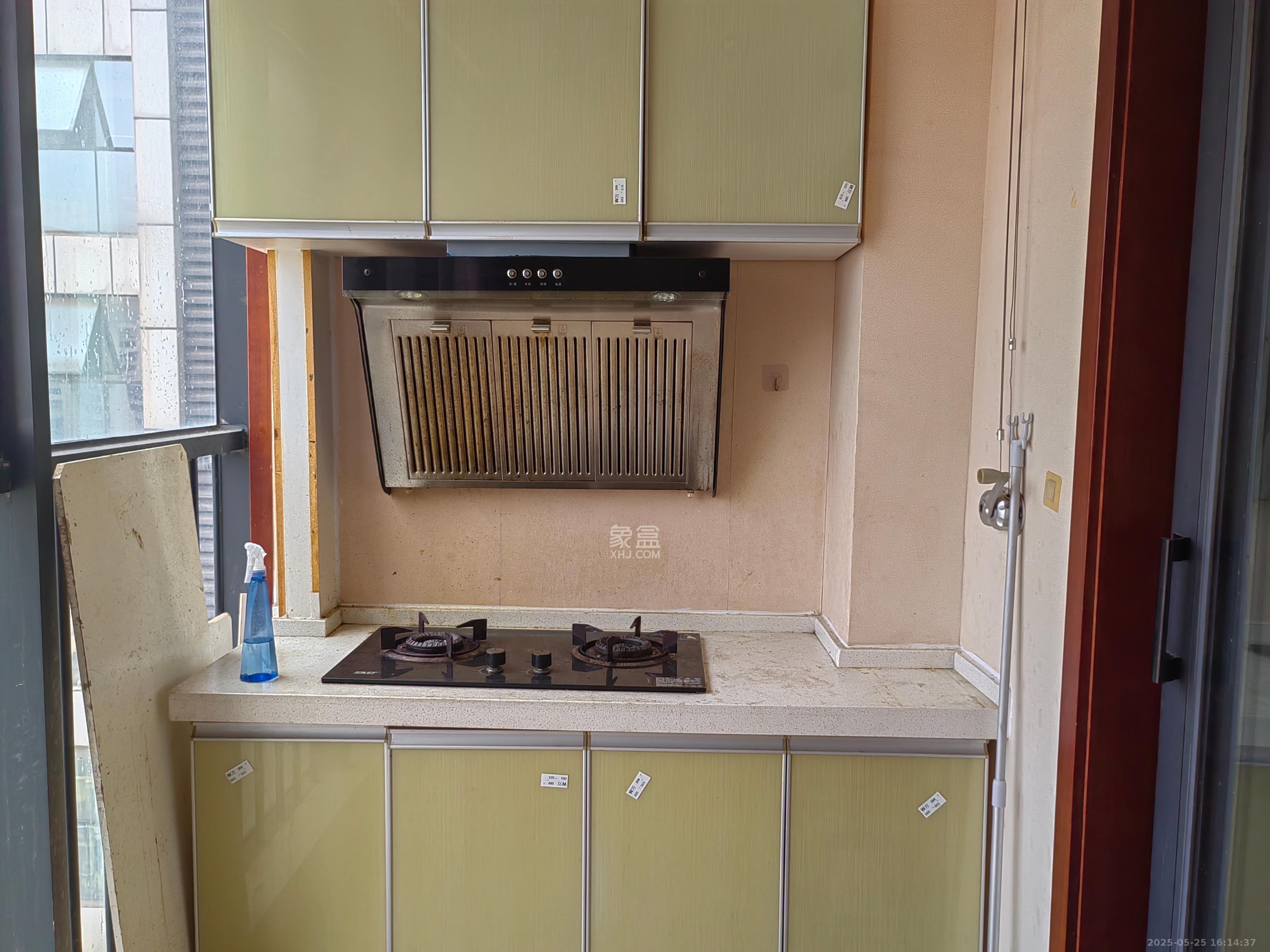 东塘瑞府 1室1厅1卫 1700.0元/月 东塘瑞府 1室1厅1卫 1700.0元/月室内图