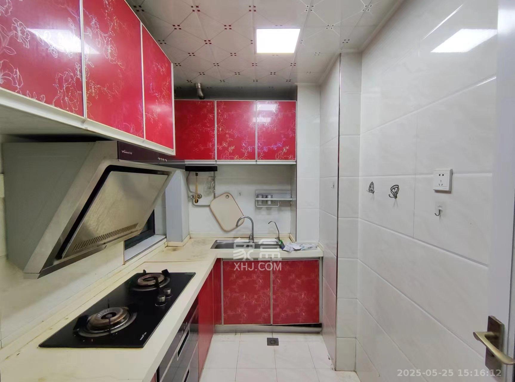 曙光领峰(曙光家园)  3室2厅1卫    2800.0元/月 曙光领峰(曙光家园)  3室2厅1卫    2800.0元/月室内图