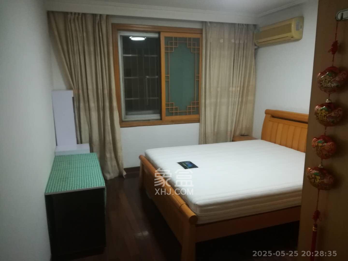 湘卫花苑 3室2厅1卫 2200.0元/月 湘卫花苑 3室2厅1卫 2200.0元/月室内图